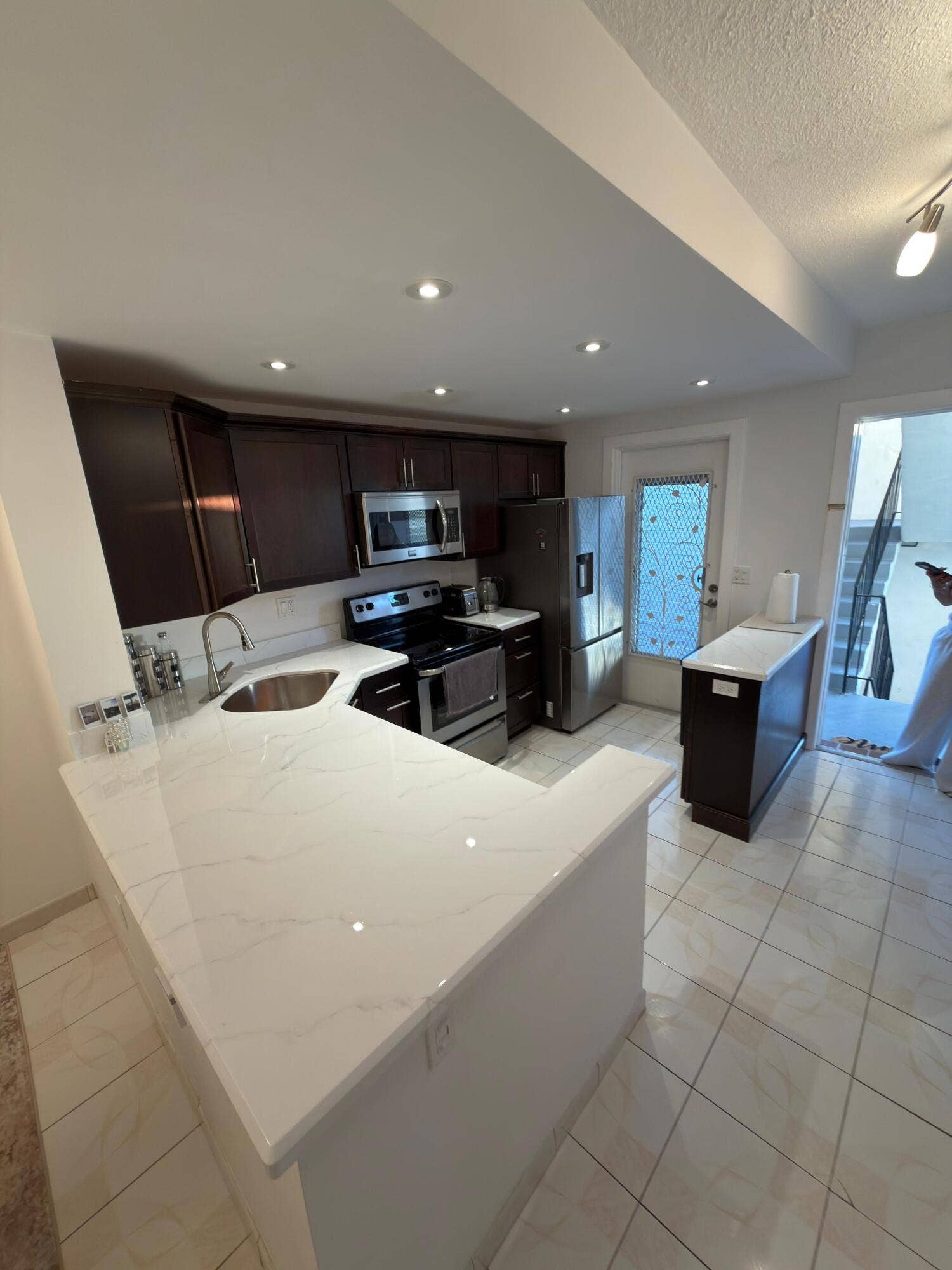 450 PARADISE ISLE Boulevard, #201, Hallandale Beach, Hallandale Beach, FL 33009 paradise1