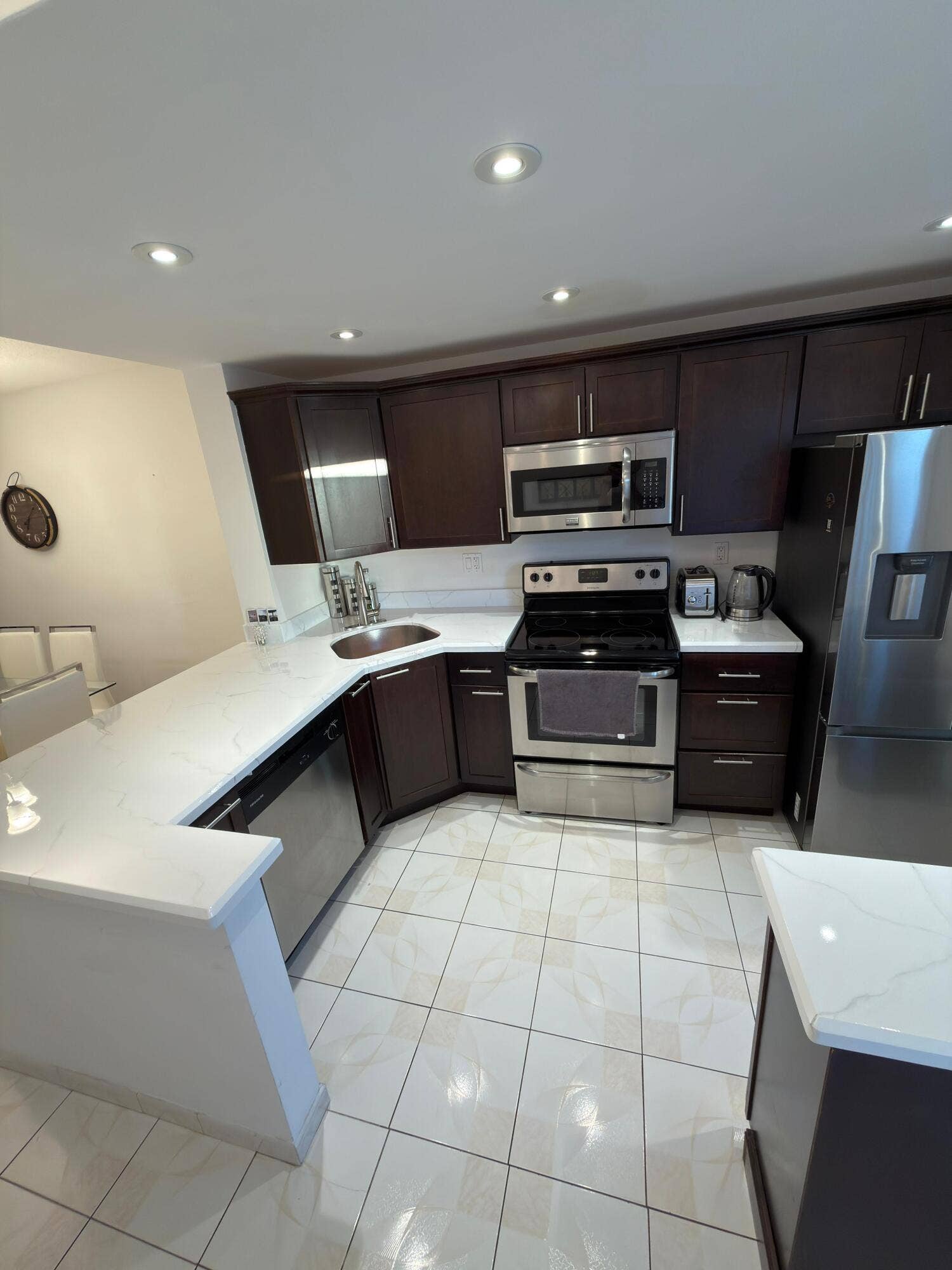 450 PARADISE ISLE Boulevard, #201, Hallandale Beach, Hallandale Beach, FL 33009 paradise2