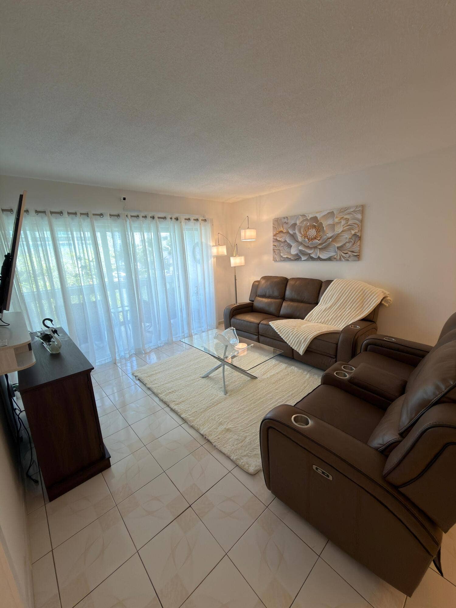 450 PARADISE ISLE Boulevard, #201, Hallandale Beach, Hallandale Beach, FL 33009 paradise living 2
