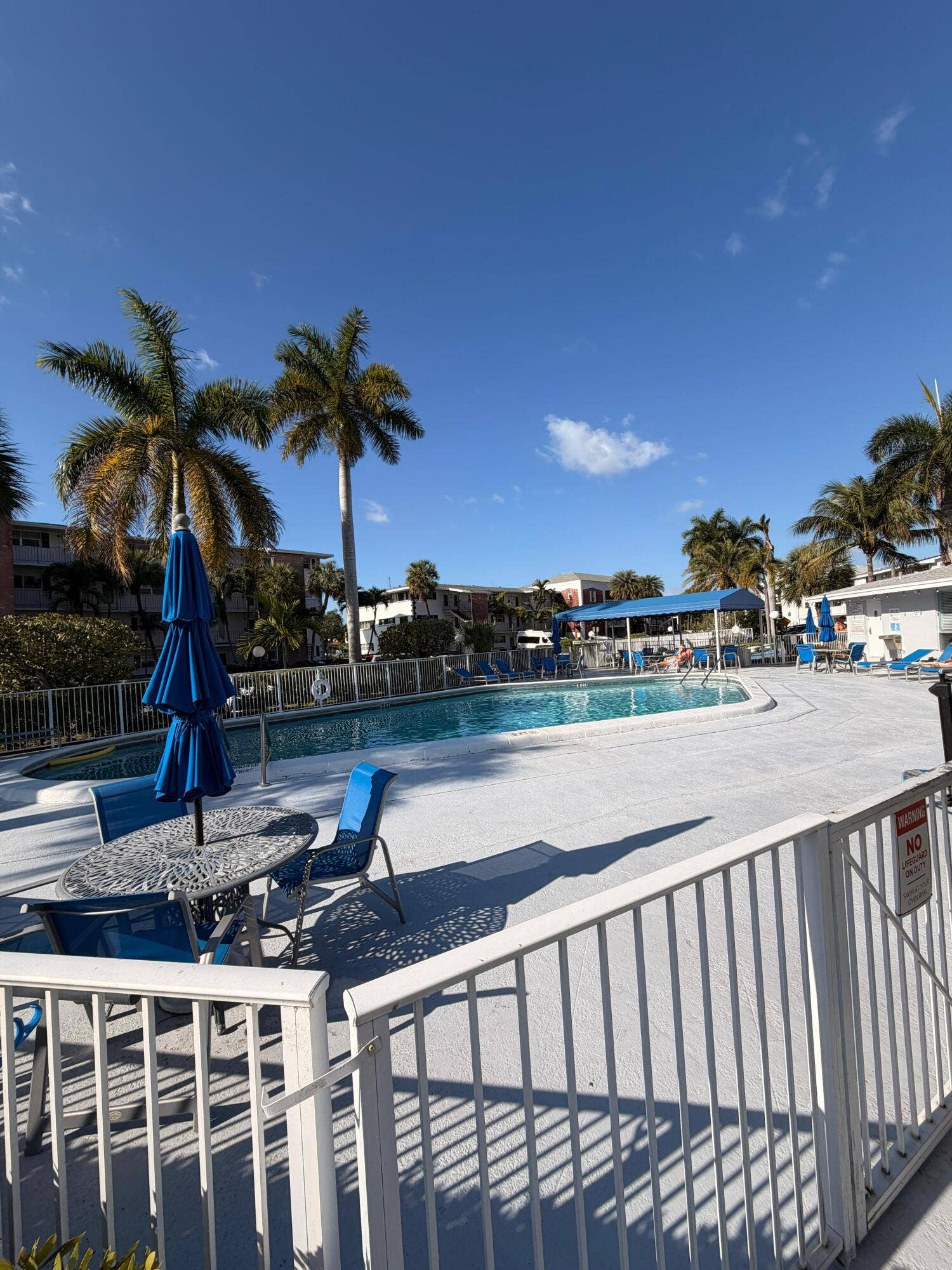 450 PARADISE ISLE Boulevard, #201, Hallandale Beach, Hallandale Beach, FL 33009 paradise pool