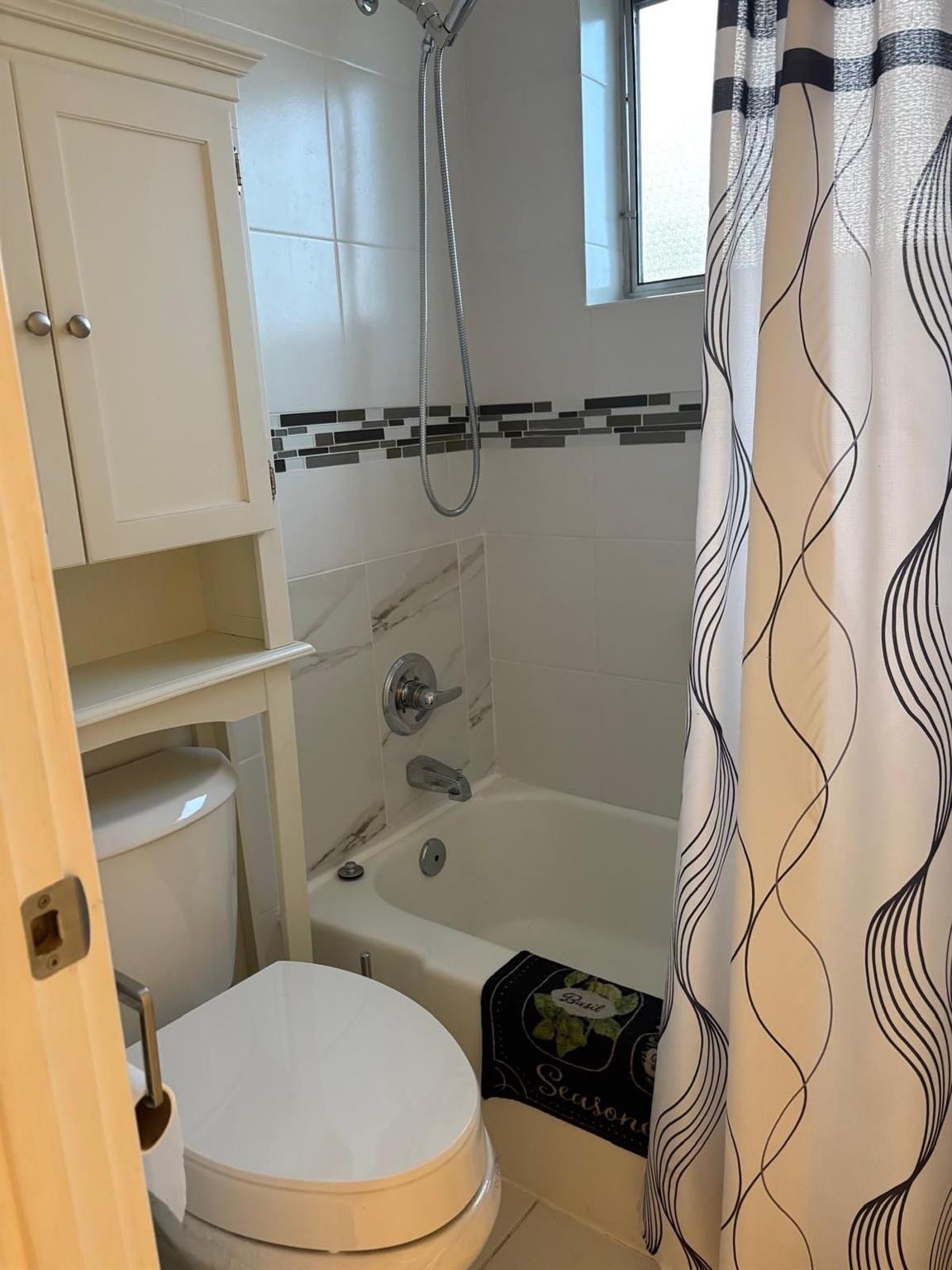 450 PARADISE ISLE Boulevard, #201, Hallandale Beach, Hallandale Beach, FL 33009 Photo 10