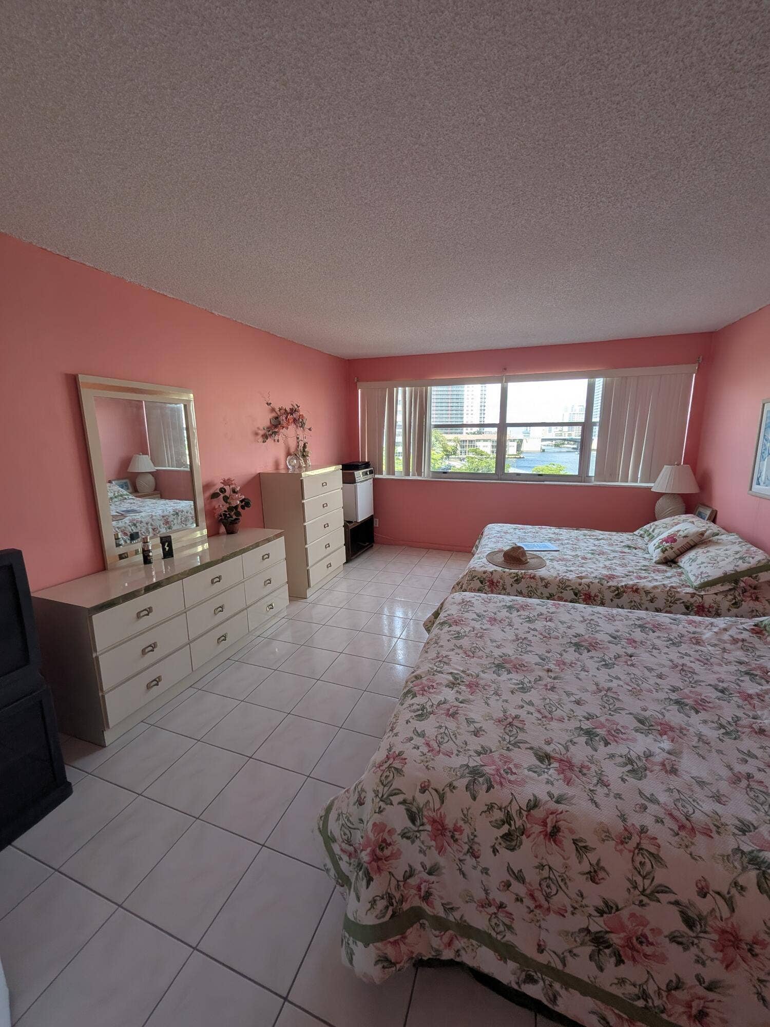 111 Golden Isles Drive, #C10, Hallandale Beach, FL 33009 PXL_20260919_182943341.RAW-01