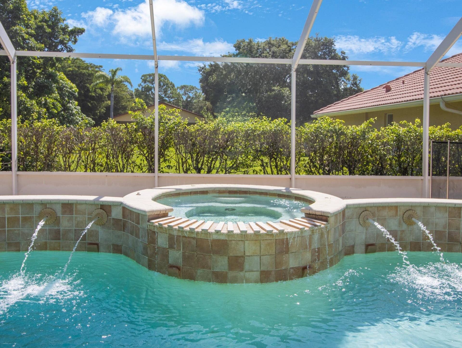 2880 B Road, Loxahatchee Groves, Loxahatchee, FL 33470 pool jacuzzi(1)