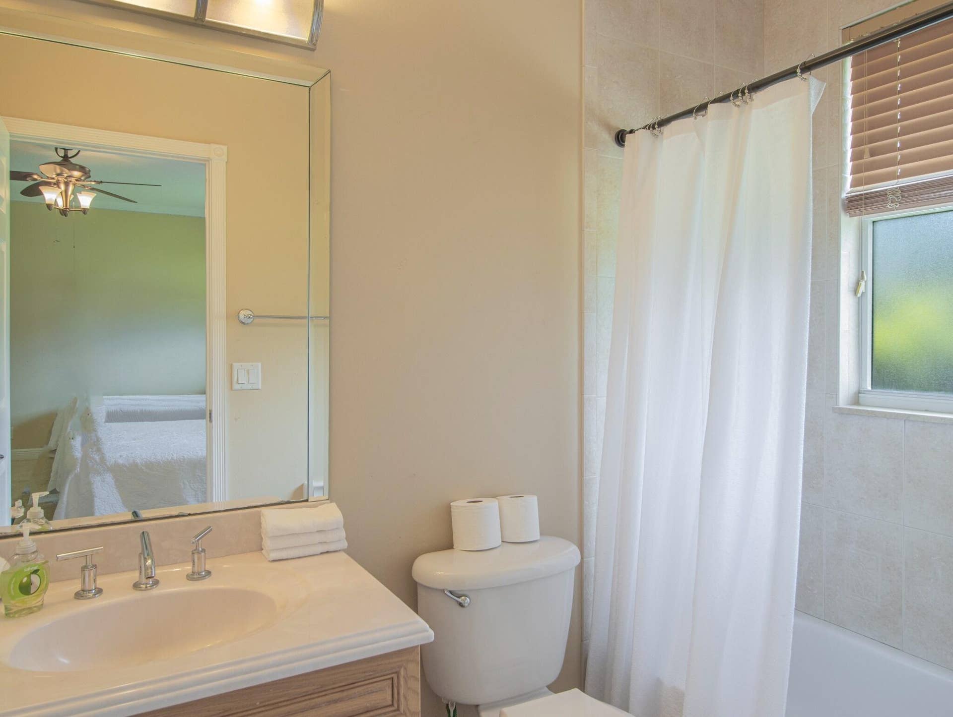 2880 B Road, Loxahatchee Groves, Loxahatchee, FL 33470 Bathroom 2(1)