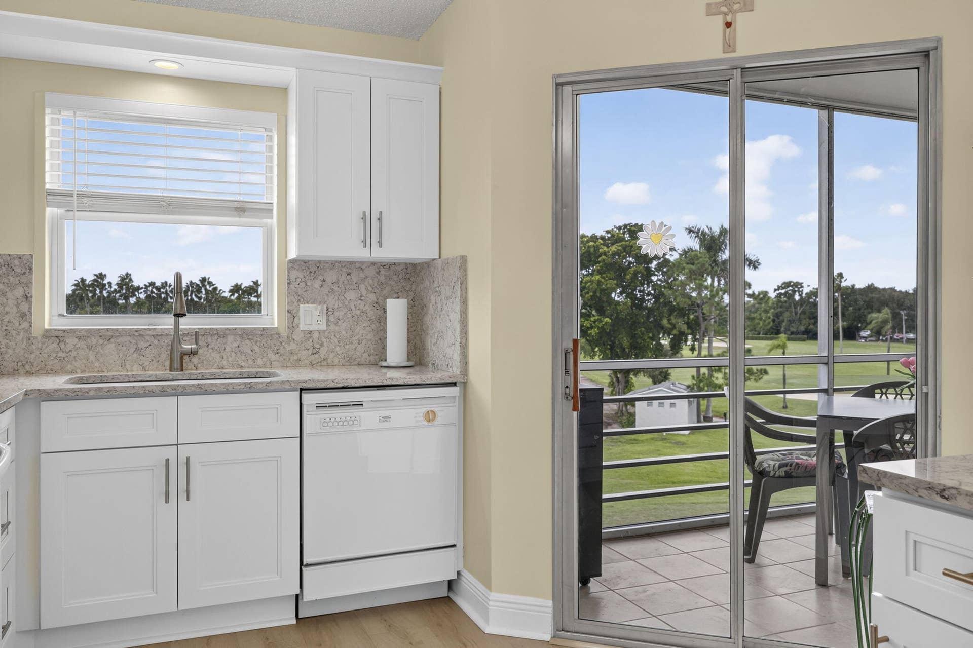 3871 Via Poinciana, #407, Lake Worth, FL 33467 40-web-or-mls-BS1A3535