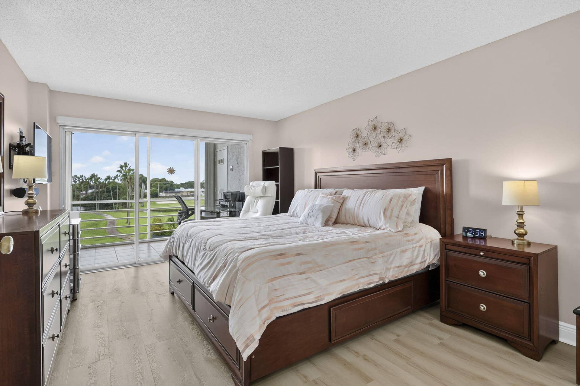 3871 Via Poinciana, #407, Lake Worth, FL 33467 52-web-or-mls-BS1A3600