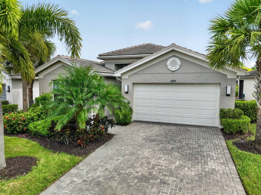 Property photo for 11839 SW JASPER LAKE Way, Port St Lucie, FL