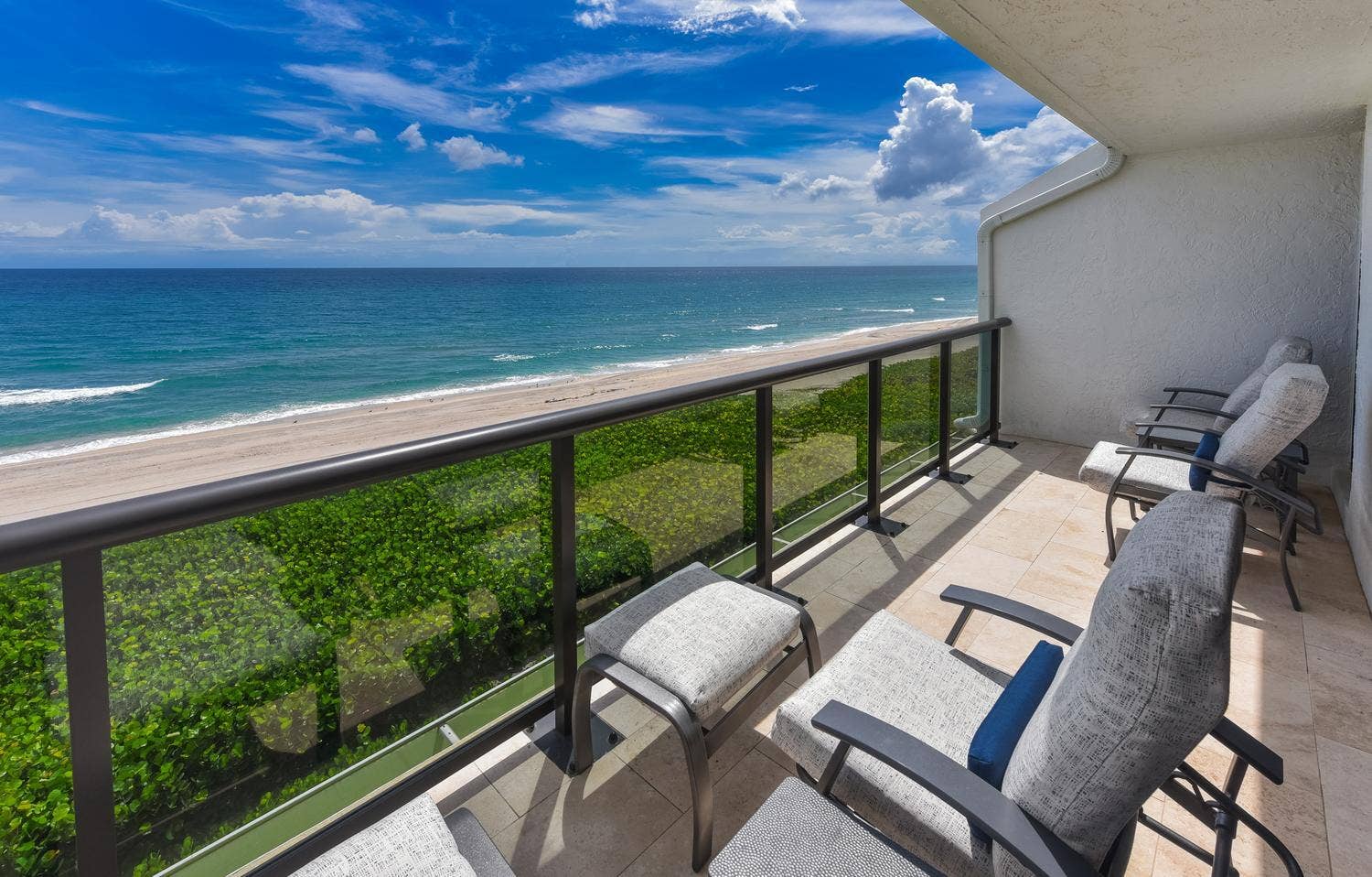 3115 S OCEAN Boulevard, #103, Highland Beach, FL 33487 Primary suite