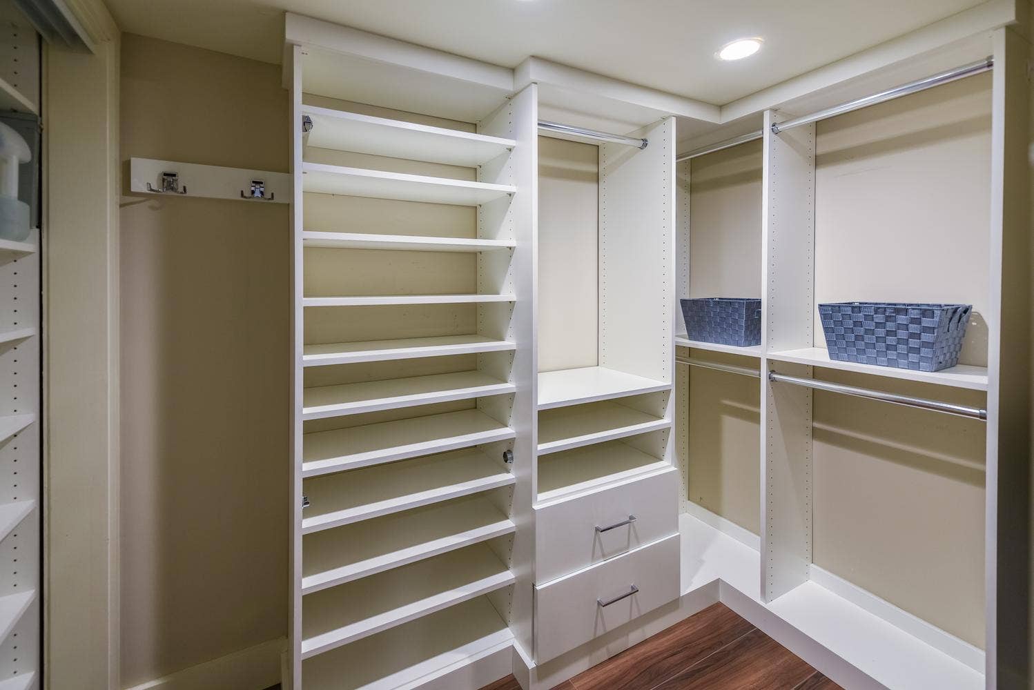 3115 S OCEAN Boulevard, #103, Highland Beach, FL 33487 Custom closets