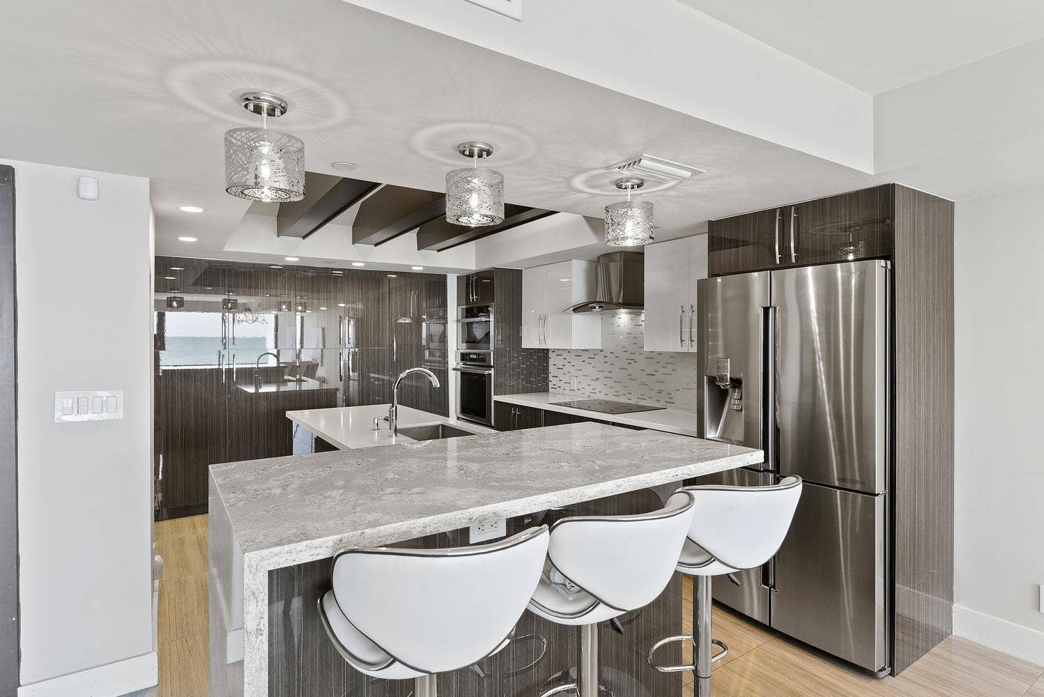 3115 S OCEAN Boulevard, #103, Highland Beach, FL 33487 Breakfast bar