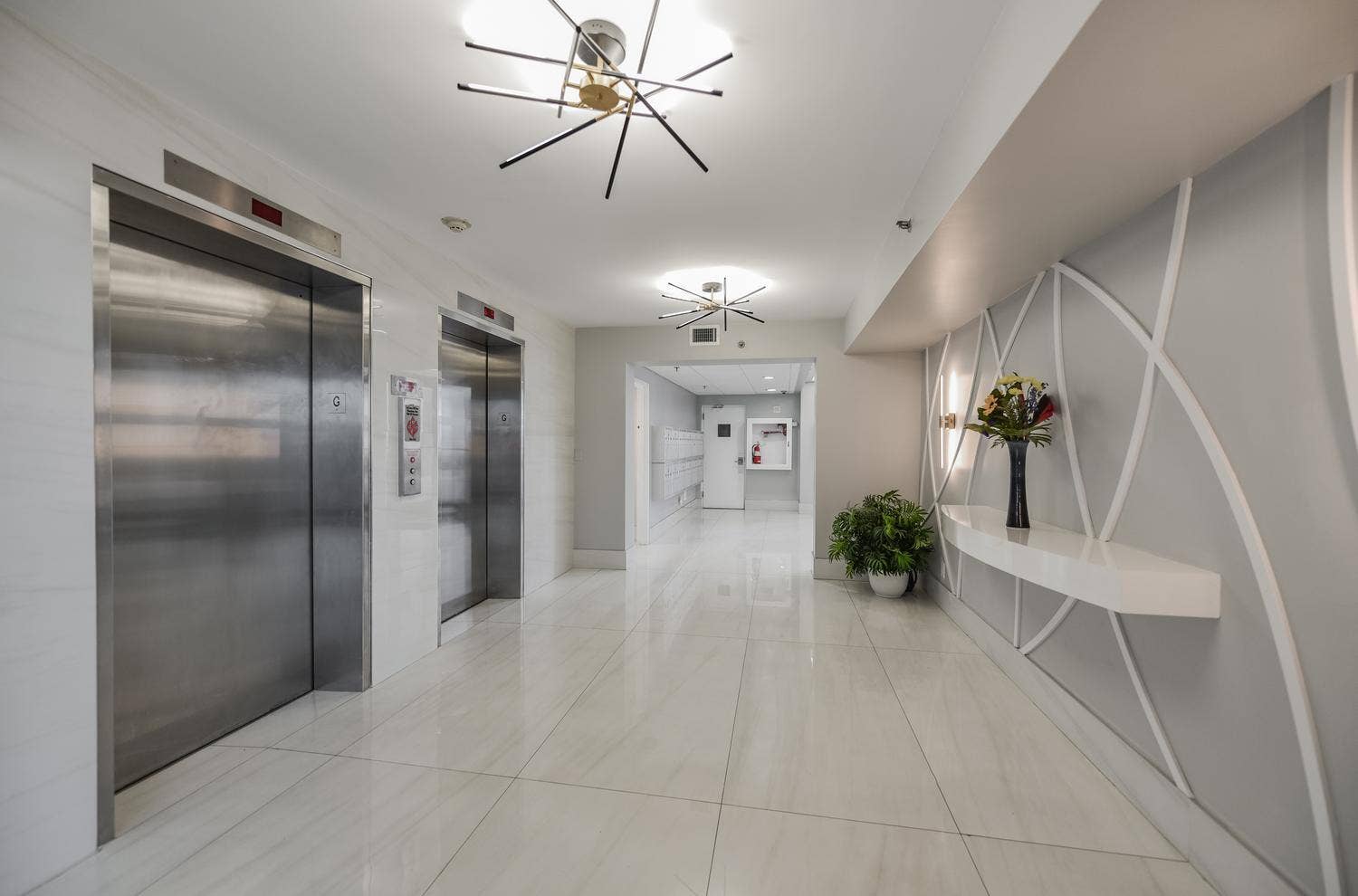 3115 S OCEAN Boulevard, #103, Highland Beach, FL 33487 Building lobby