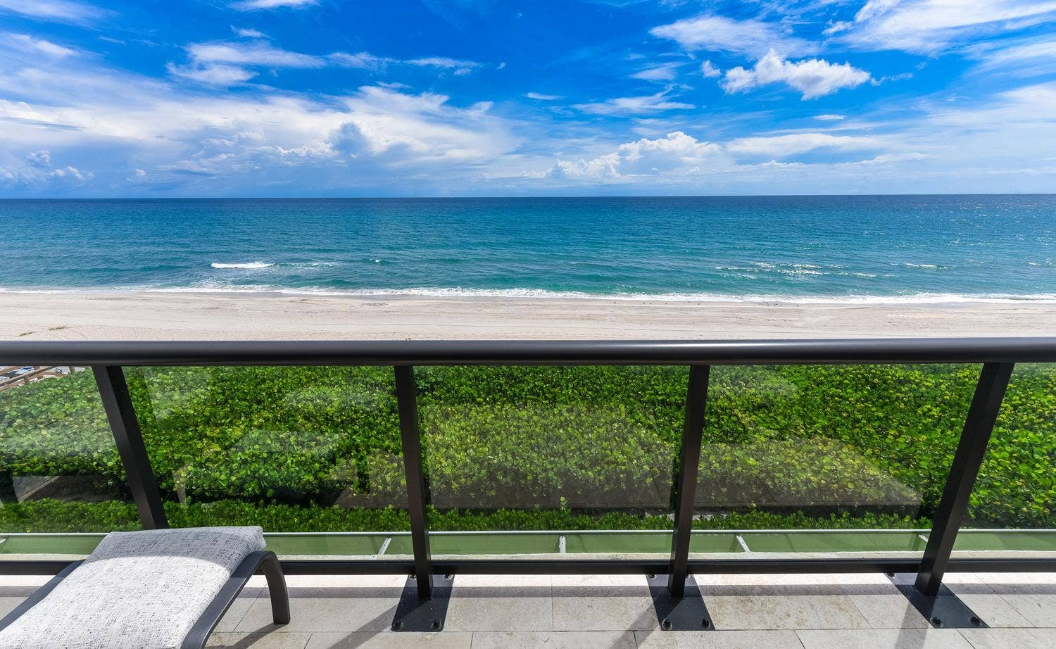 3115 S OCEAN Boulevard, #103, Highland Beach, FL 33487 Primary suite private balcony