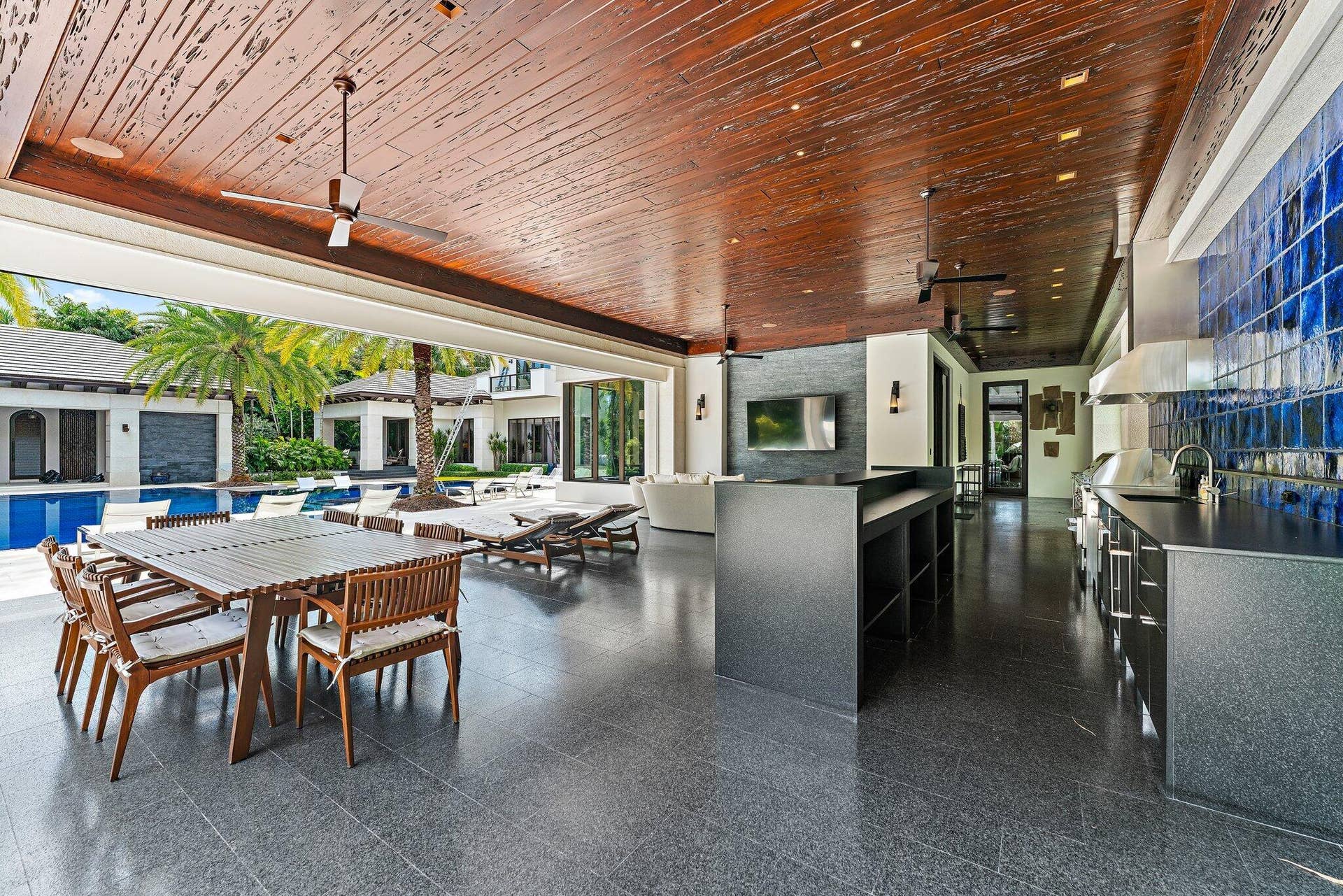 211 Bears Club Drive, Jupiter, FL 33477 Covered Patio