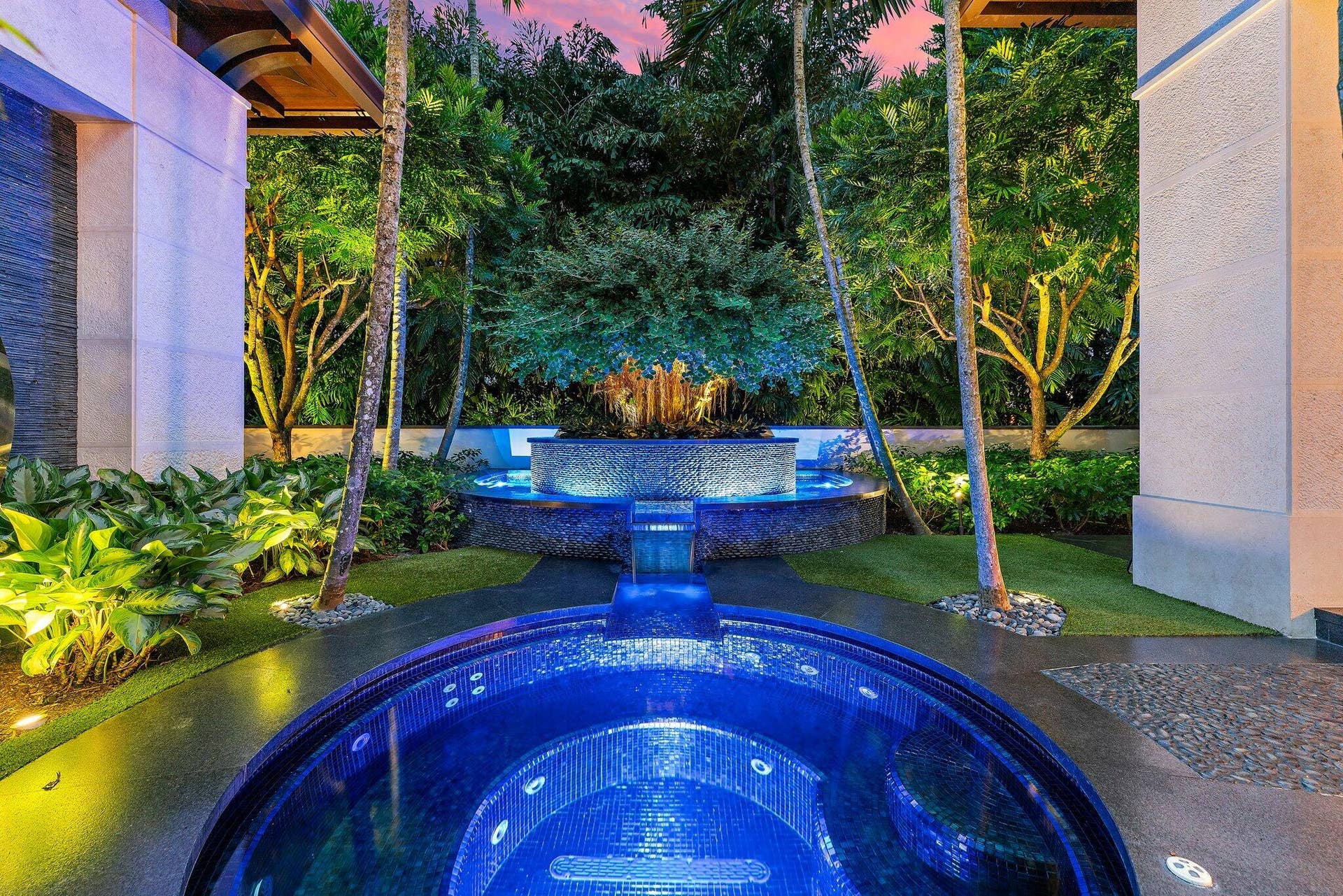 211 Bears Club Drive, Jupiter, FL 33477 Spa off Primary Suite