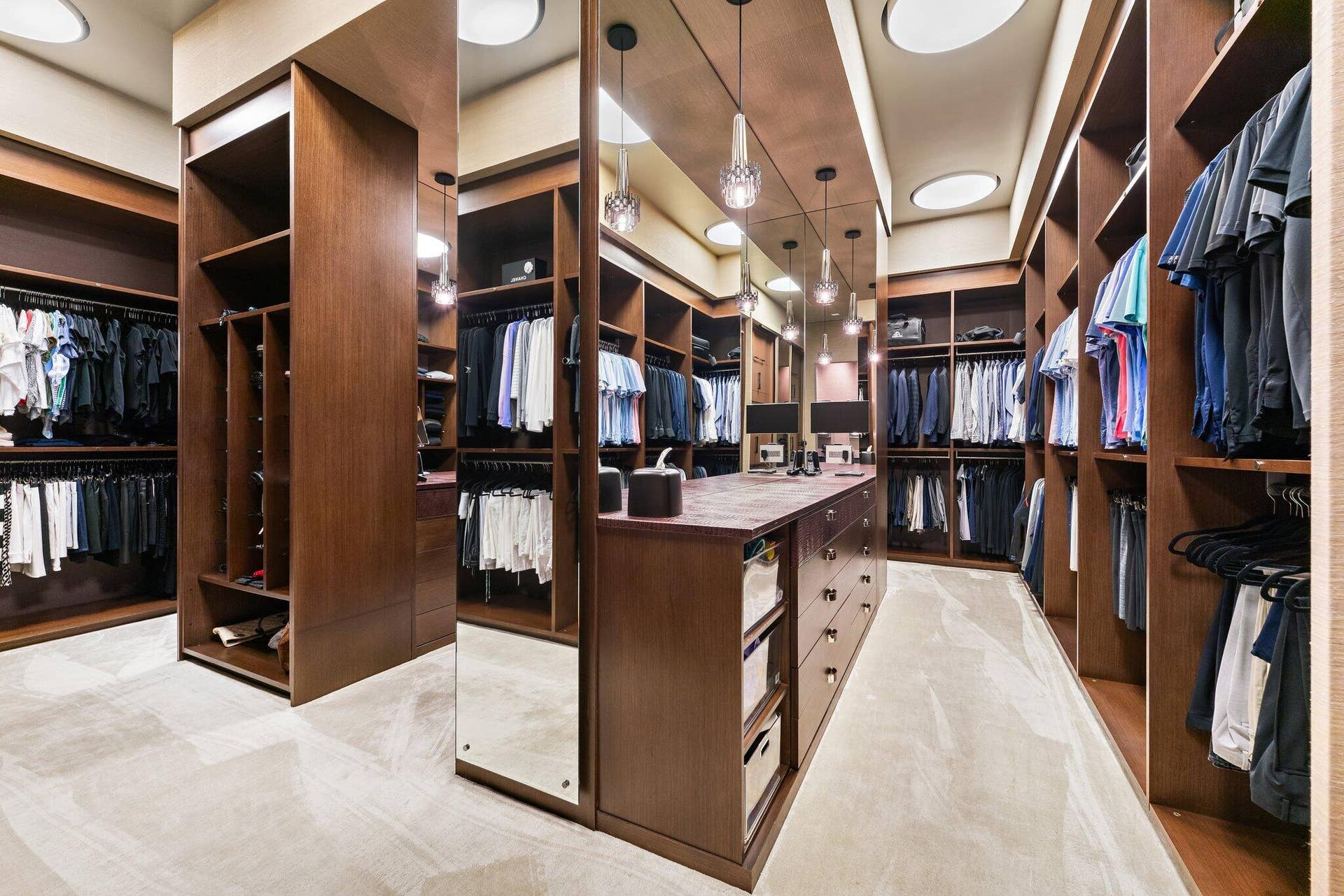211 Bears Club Drive, Jupiter, FL 33477 Primary Closet