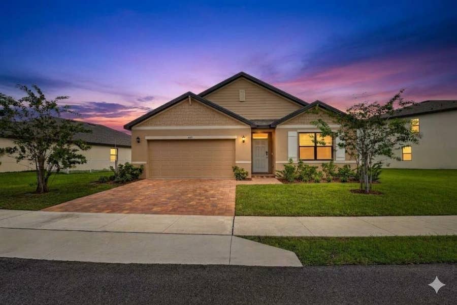 Property photo for 469 Seafoam Circle, Fort Pierce, FL
