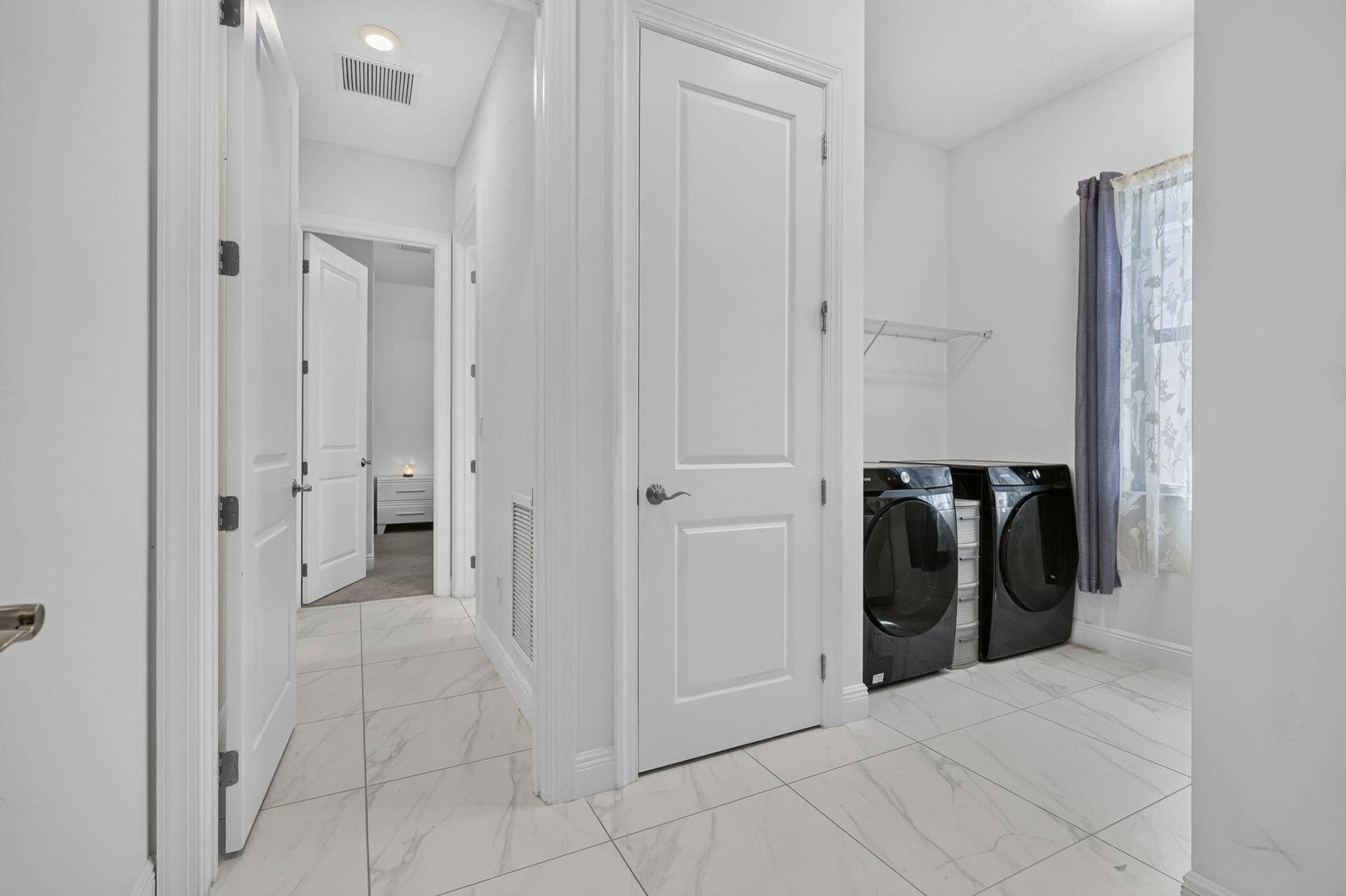 16065 Key Biscayne Lane, Westlake, FL 33470 Oversized Laundry/Mudroom