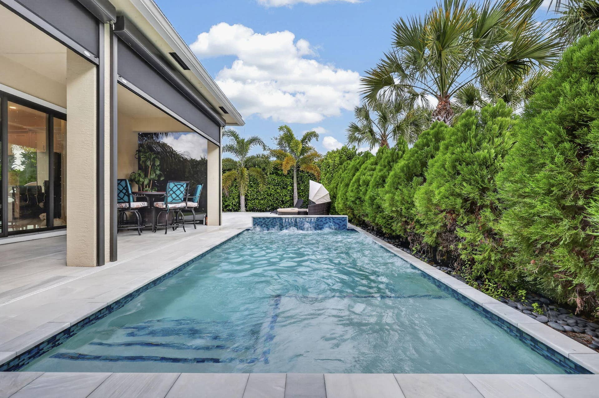 16065 Key Biscayne Lane, Westlake, FL 33470 Spa-Pool w/ Built in Jets