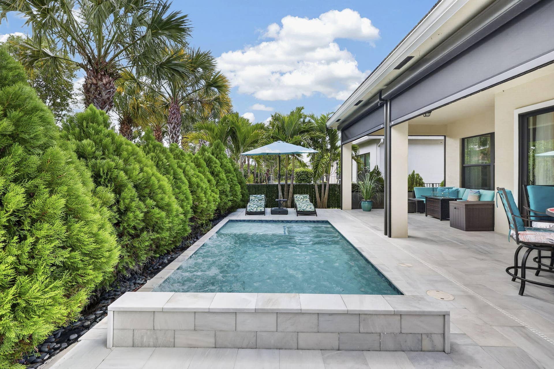 16065 Key Biscayne Lane, Westlake, FL 33470 Spa-Pool w/ Built in Jets