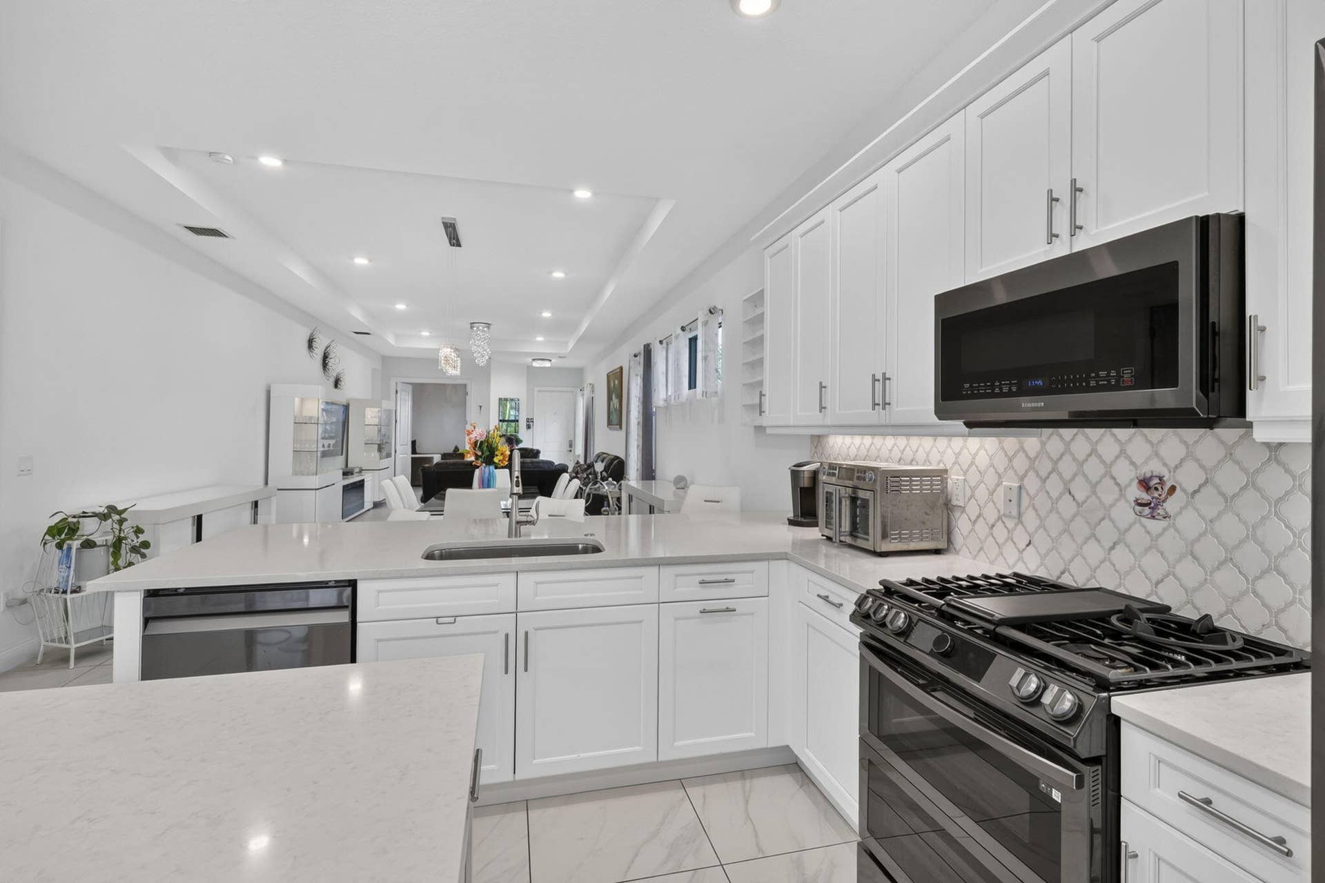 16065 Key Biscayne Lane, Westlake, FL 33470 Great for Entertaining