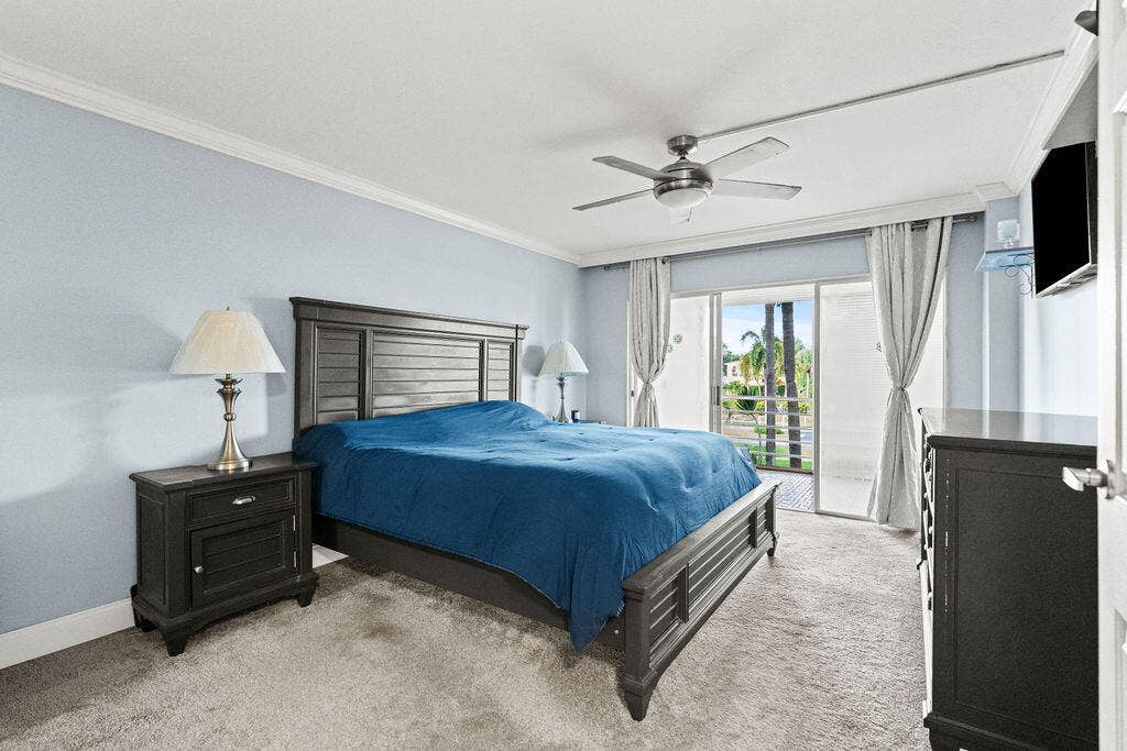 3590 Via Poinciana, #216, Lake Worth, FL 33467 DSC04820