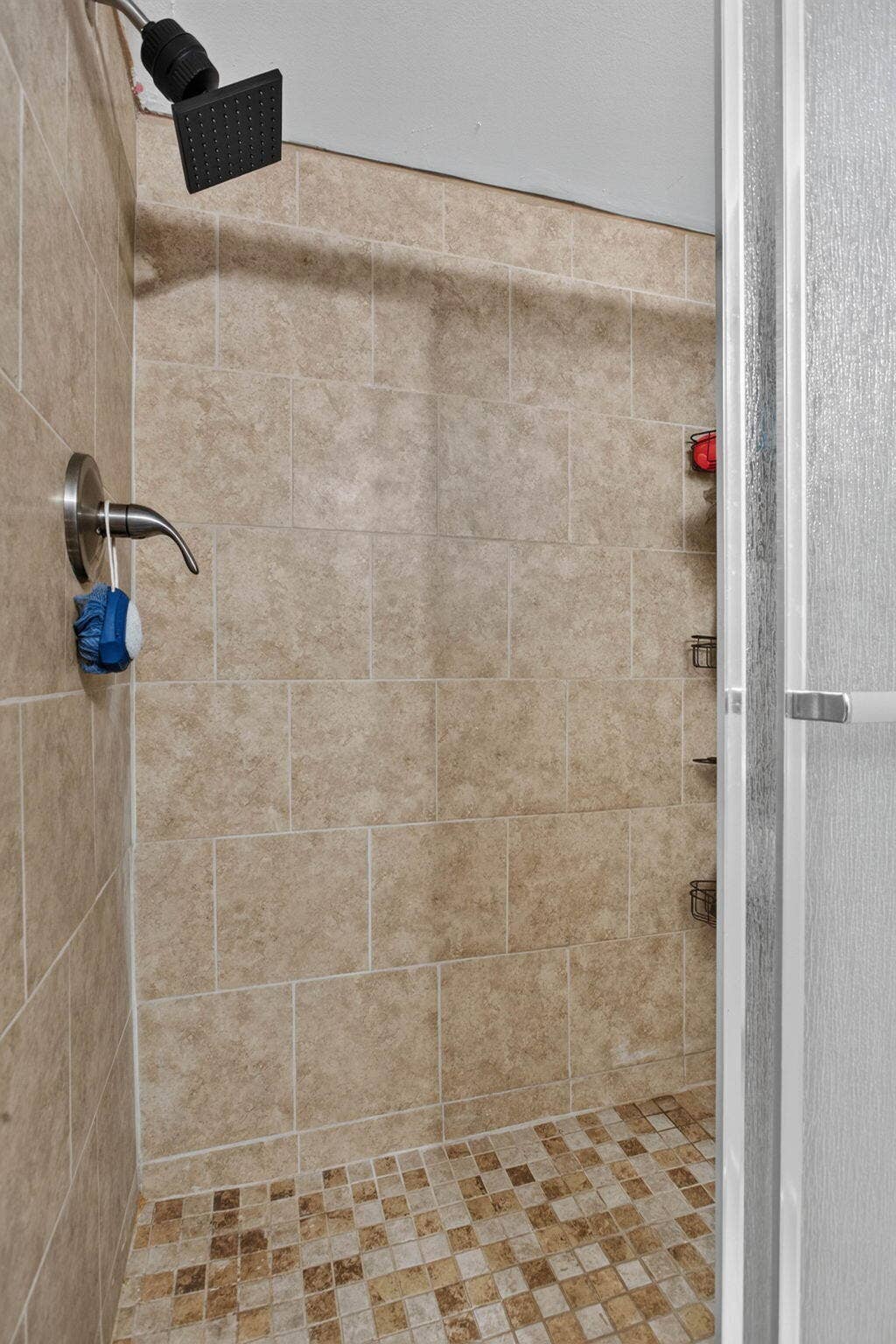4550 NW 18TH Avenue, #107, Deerfield Beach, FL 33064 22-web-or-mls-4550-19