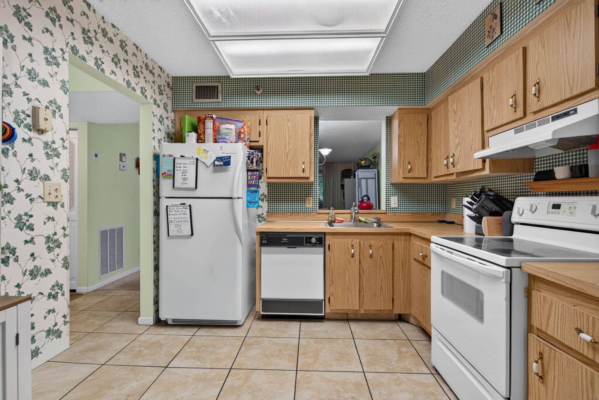 4550 NW 18TH Avenue, #107, Deerfield Beach, FL 33064 13-web-or-mls-4550-29