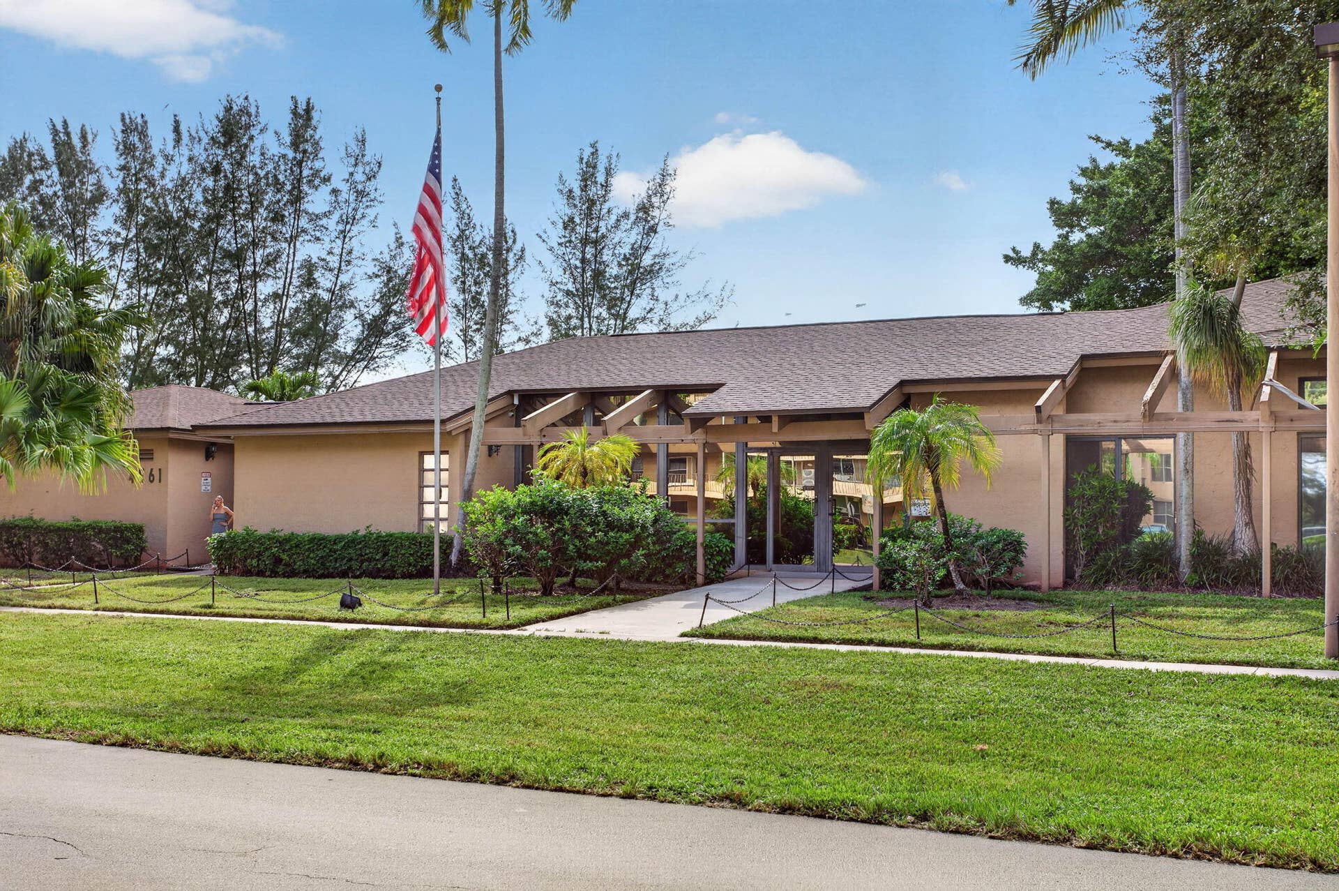 4550 NW 18TH Avenue, #107, Deerfield Beach, FL 33064 clubhouse