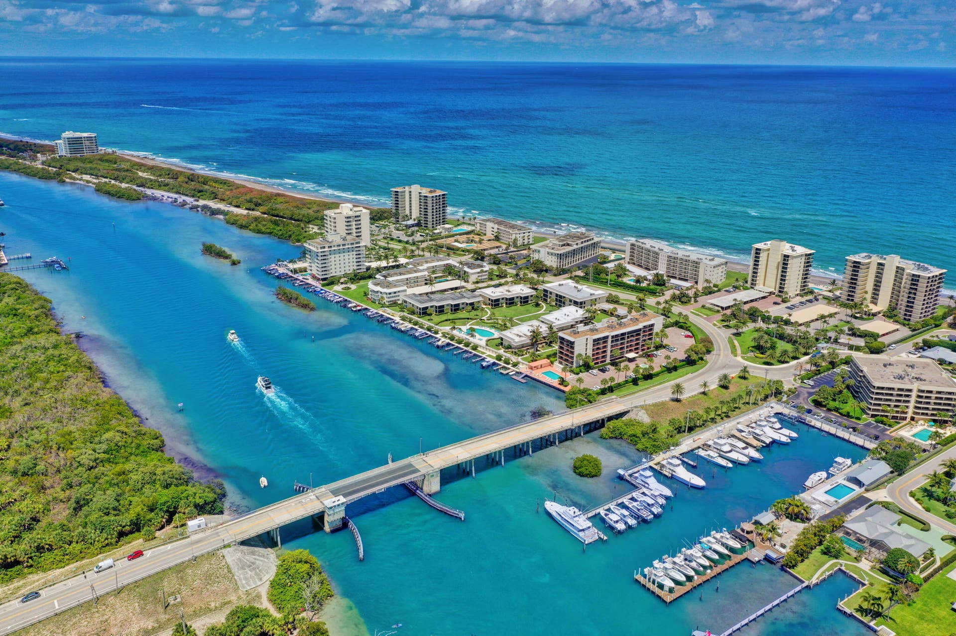 9118 Whippoorwill Trail, Jupiter, FL 33478 nearby intercoastal and Jupiter Inlet