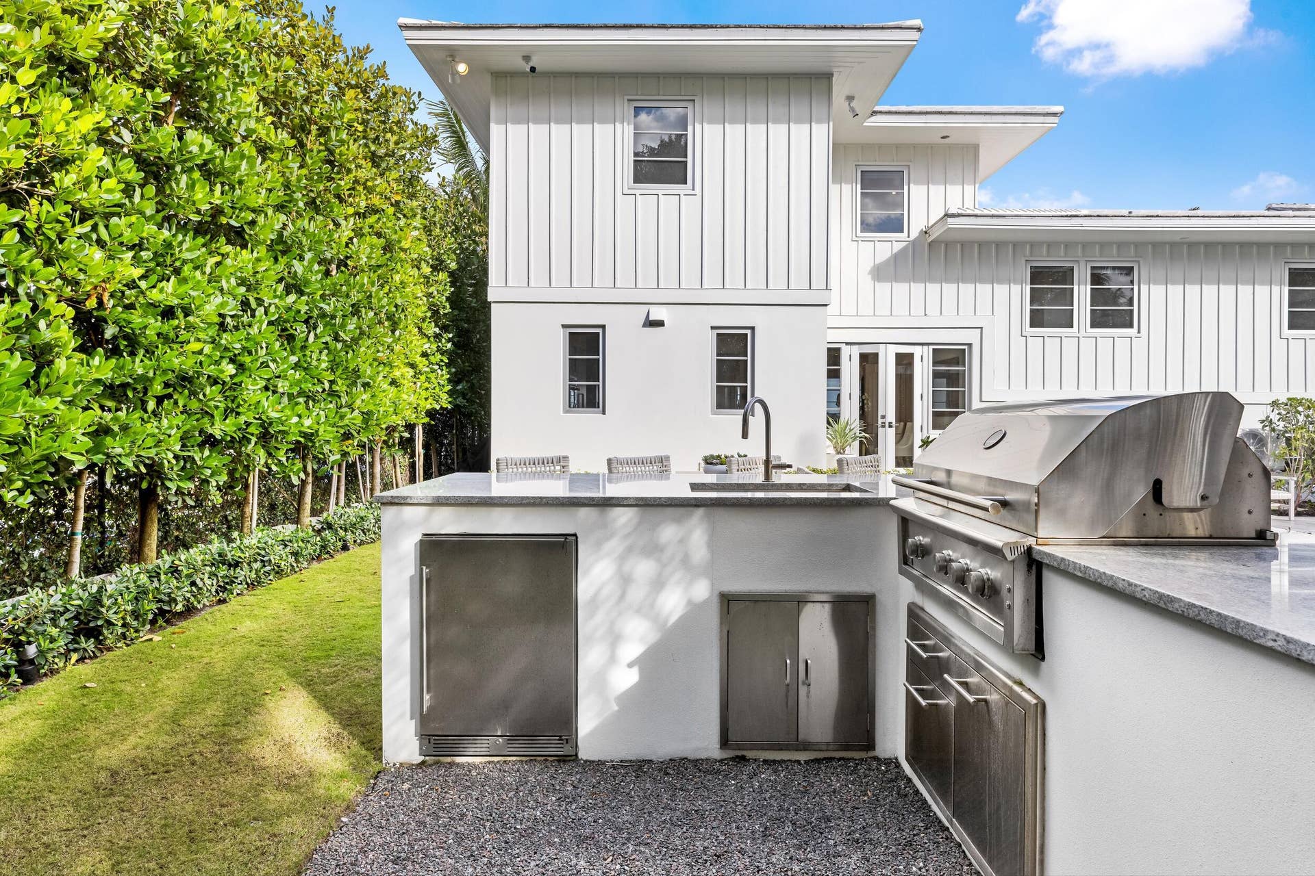 2745 S Flagler Drive, West Palm Beach, FL 33405 BBQ Area