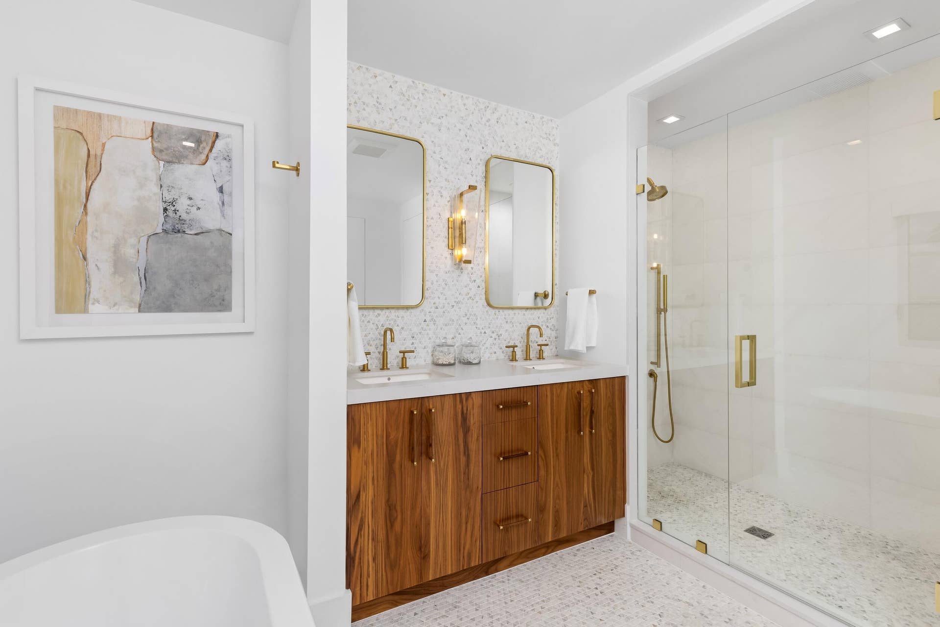 2745 S Flagler Drive, West Palm Beach, FL 33405 Primary Bath