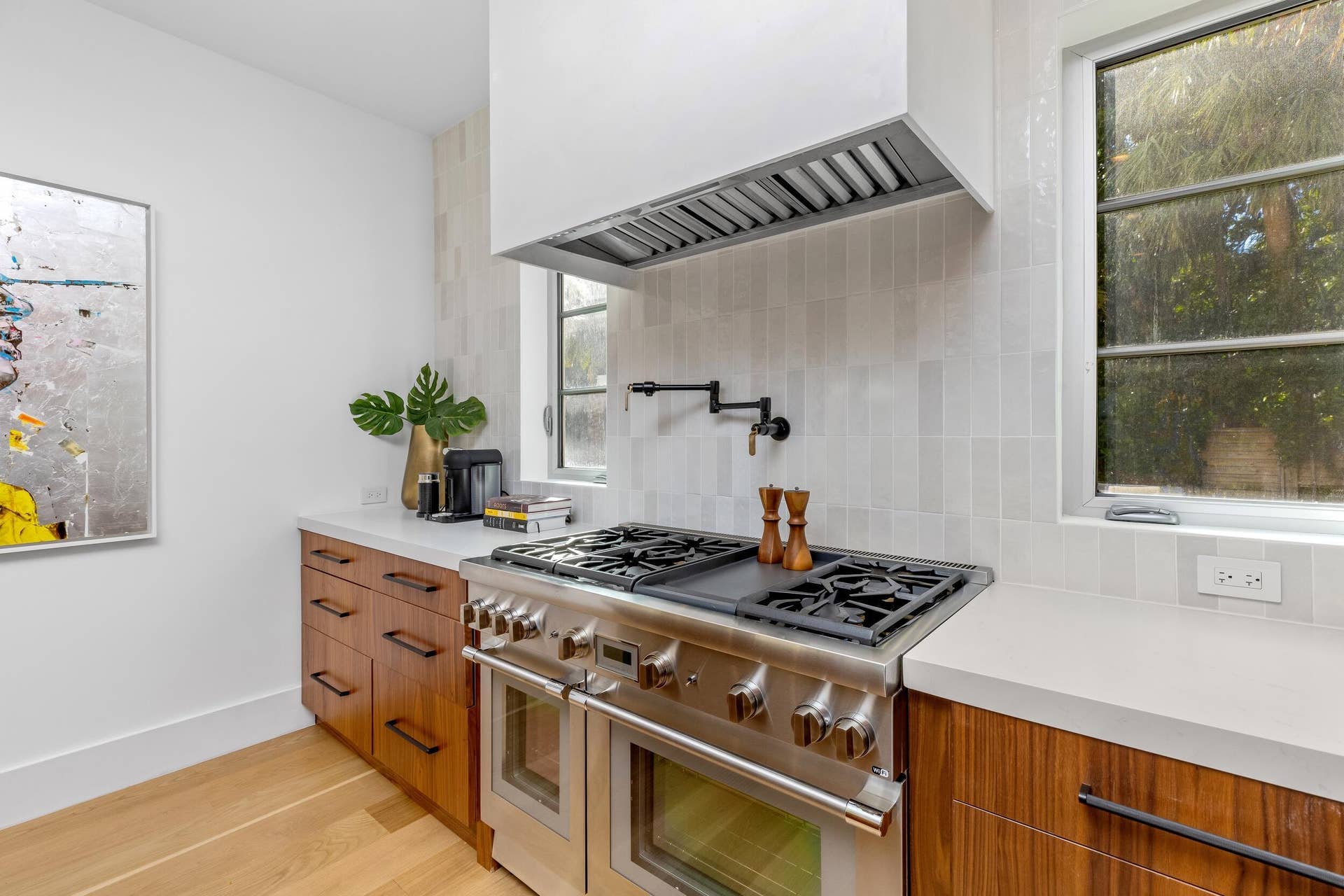 2745 S Flagler Drive, West Palm Beach, FL 33405 Kitchen