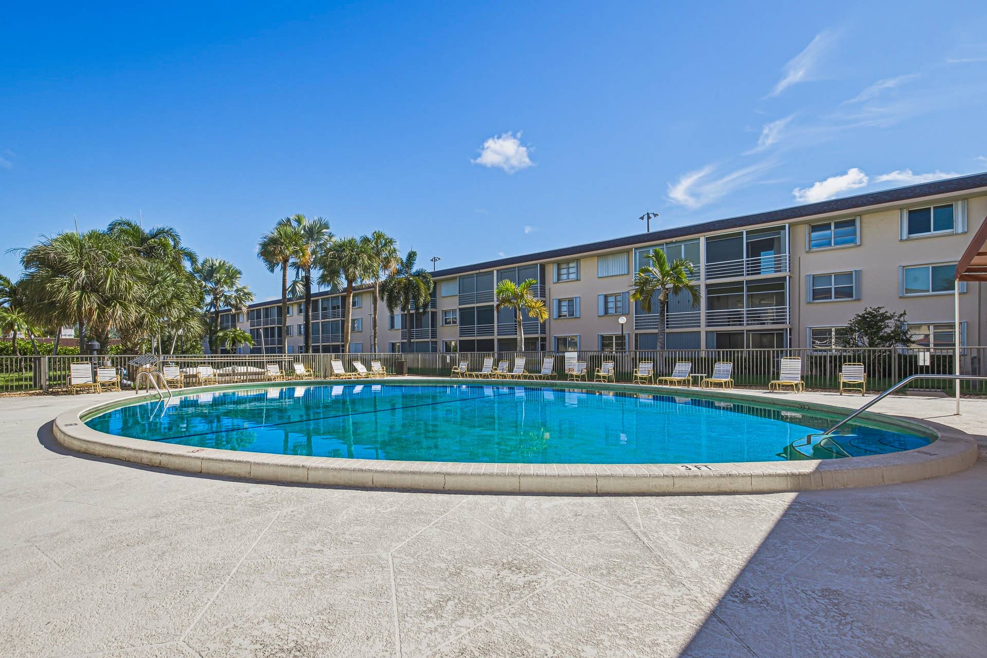 4500 N FEDERAL Highway, #358G, Lighthouse Point, FL 33064 Pool