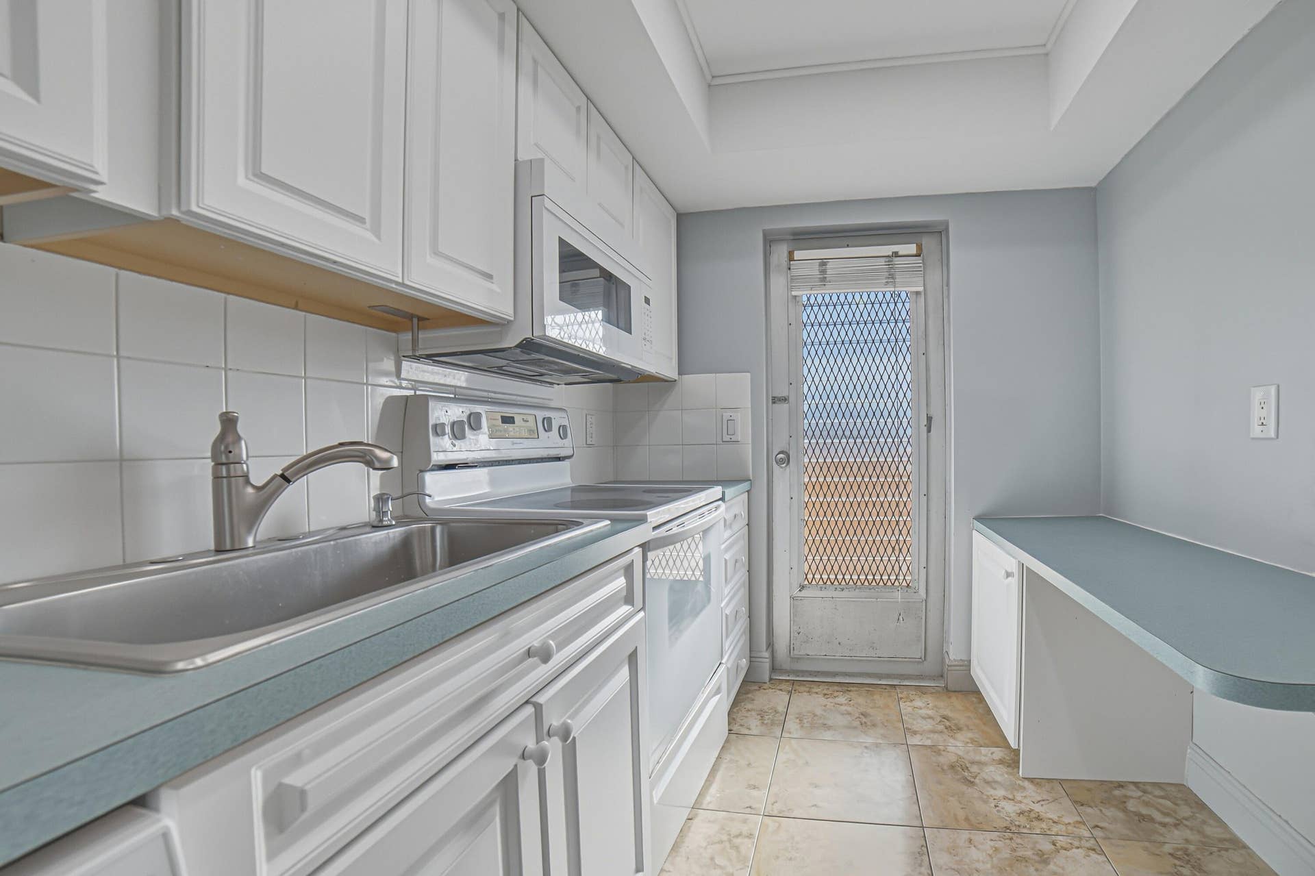 4500 N FEDERAL Highway, #358G, Lighthouse Point, FL 33064 Kitchen