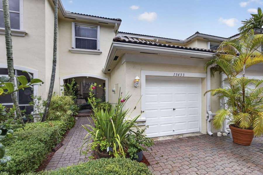 Property photo for 13433 GEORGIAN Court, Wellington, FL
