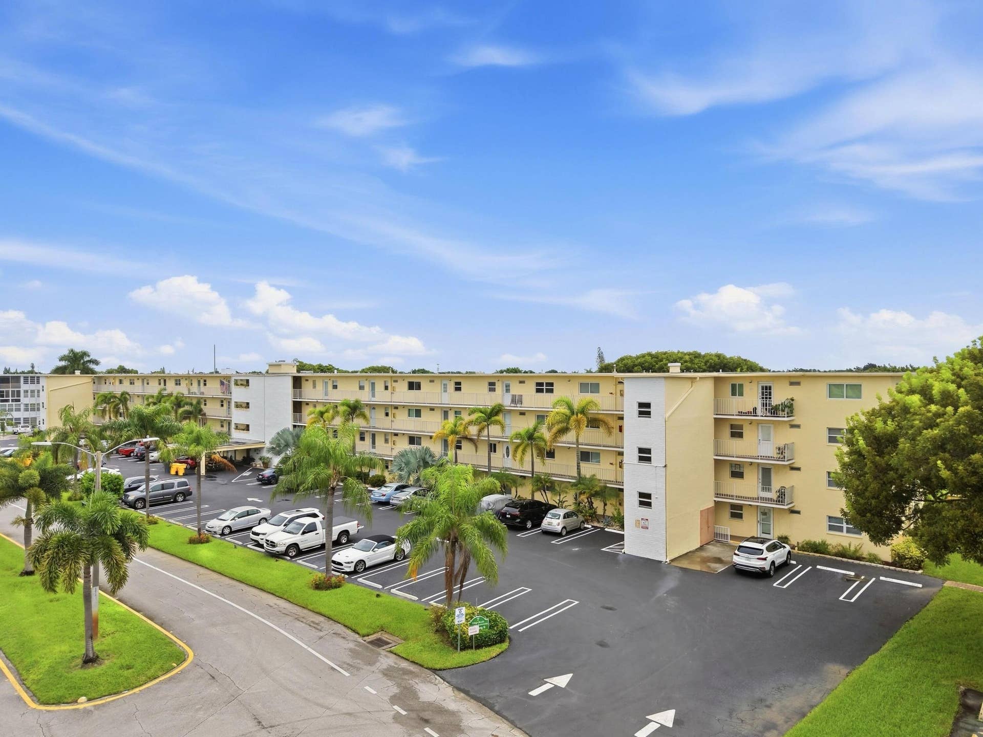 2620 NE 1st Court, #1050, Boynton Beach, FL 33435 BUilding Front 2