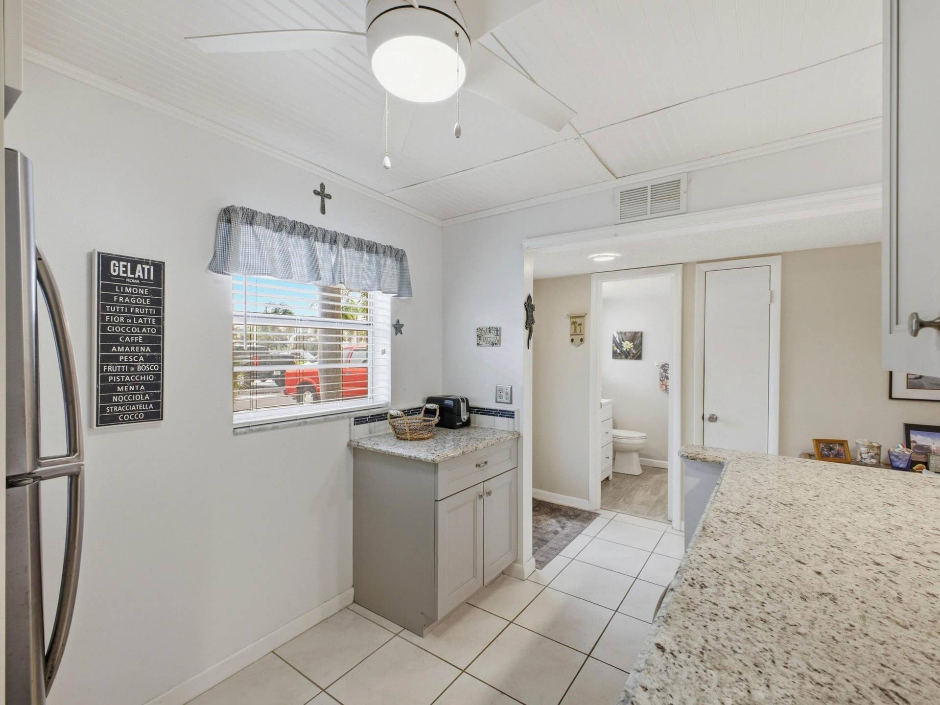 2620 NE 1st Court, #1050, Boynton Beach, FL 33435 Kitchen 4