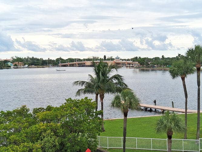 Property photo for 301 Croton Avenue, #403, Lantana, FL