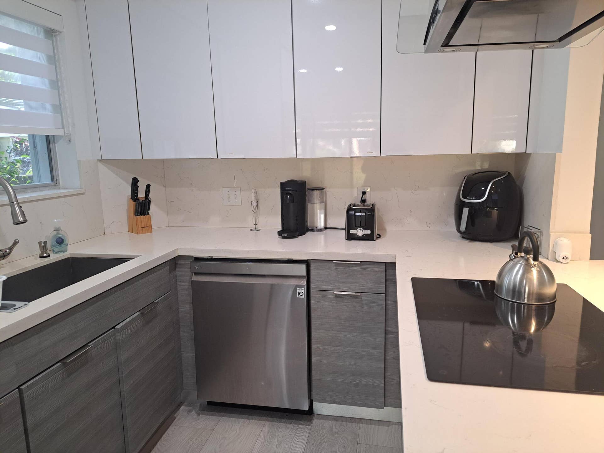 2226 DISCOVERY Circle W, Deerfield Beach, FL 33442 2226 Discovery Cir Deerfield Beach, Fl