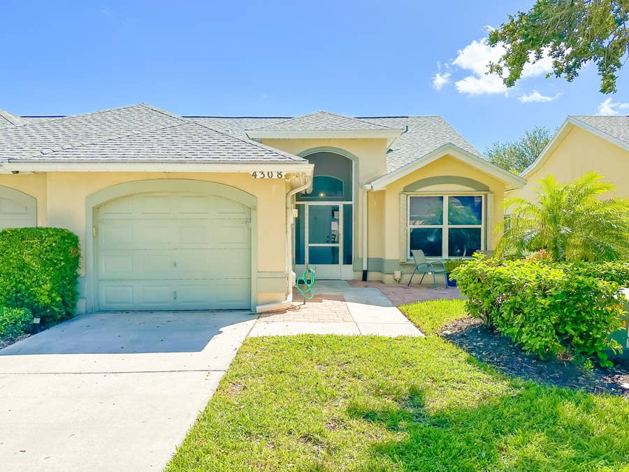 Property photo for 4308 SE BRITTNEY Circle, Port St Lucie, FL