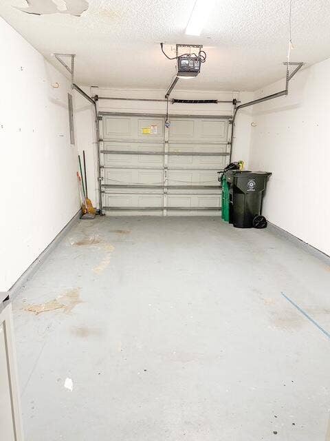 4308 SE BRITTNEY Circle, Port St Lucie, FL 34952 Garage