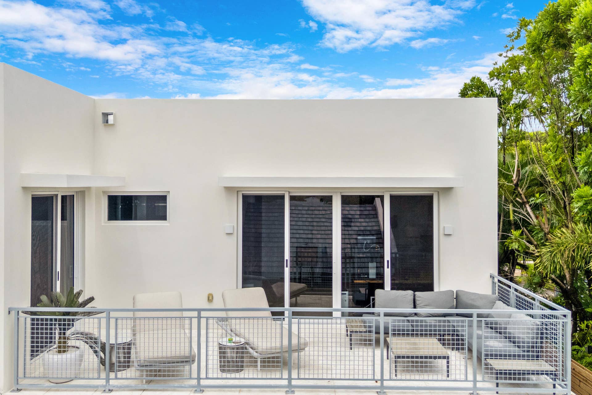 1504 NE 6TH Court, Fort Lauderdale, FL 33304 55_accutour_02 1504-ne-6th-ct -056