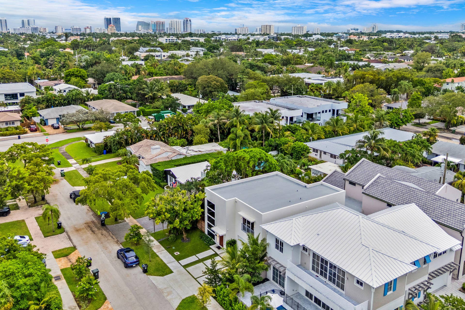 1504 NE 6TH Court, Fort Lauderdale, FL 33304 68_accutour_02 1504-ne-6th-ct -070