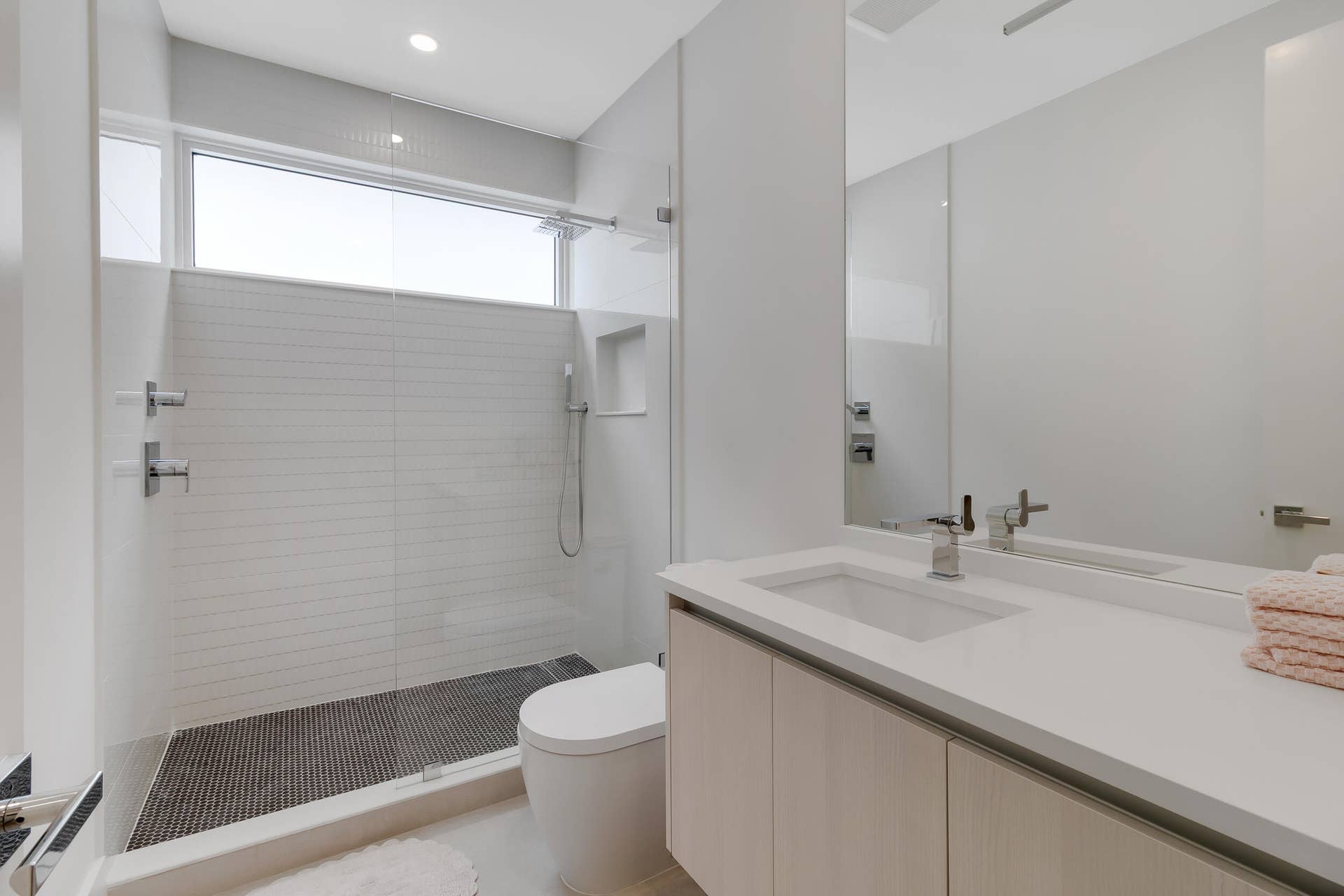 1504 NE 6TH Court, Fort Lauderdale, FL 33304 47_accutour_02 1504-ne-6th-ct -048
