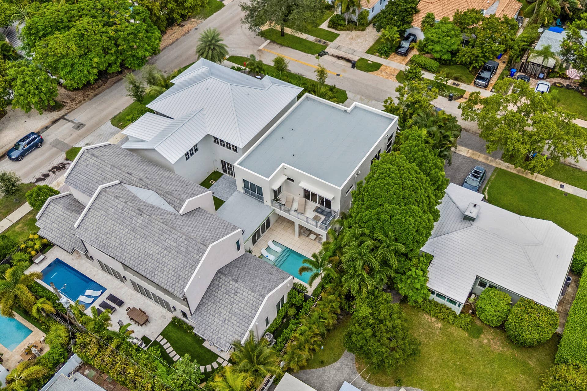 1504 NE 6TH Court, Fort Lauderdale, FL 33304 65_accutour_02 1504-ne-6th-ct -066