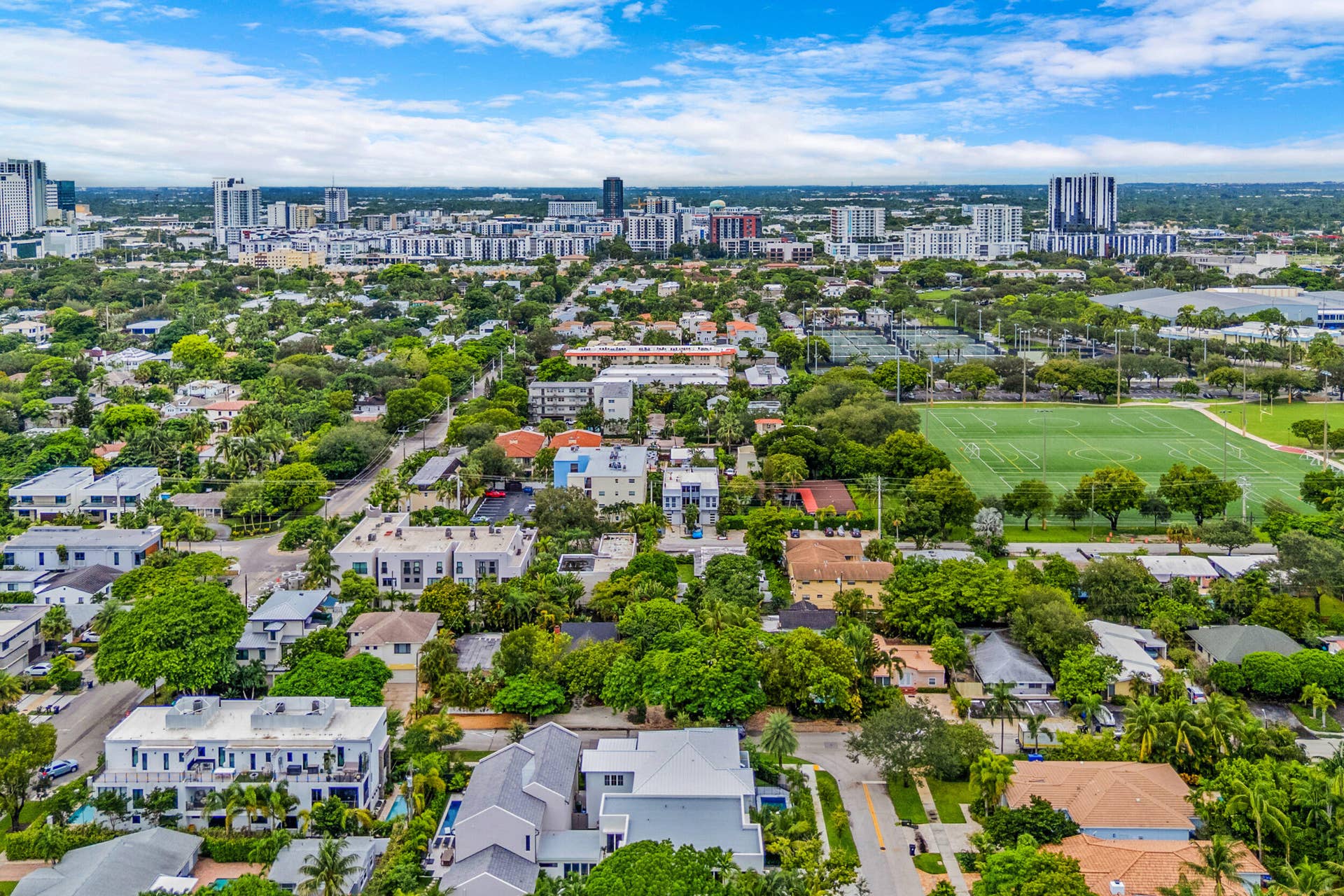 1504 NE 6TH Court, Fort Lauderdale, FL 33304 61_accutour_02 1504-ne-6th-ct -062