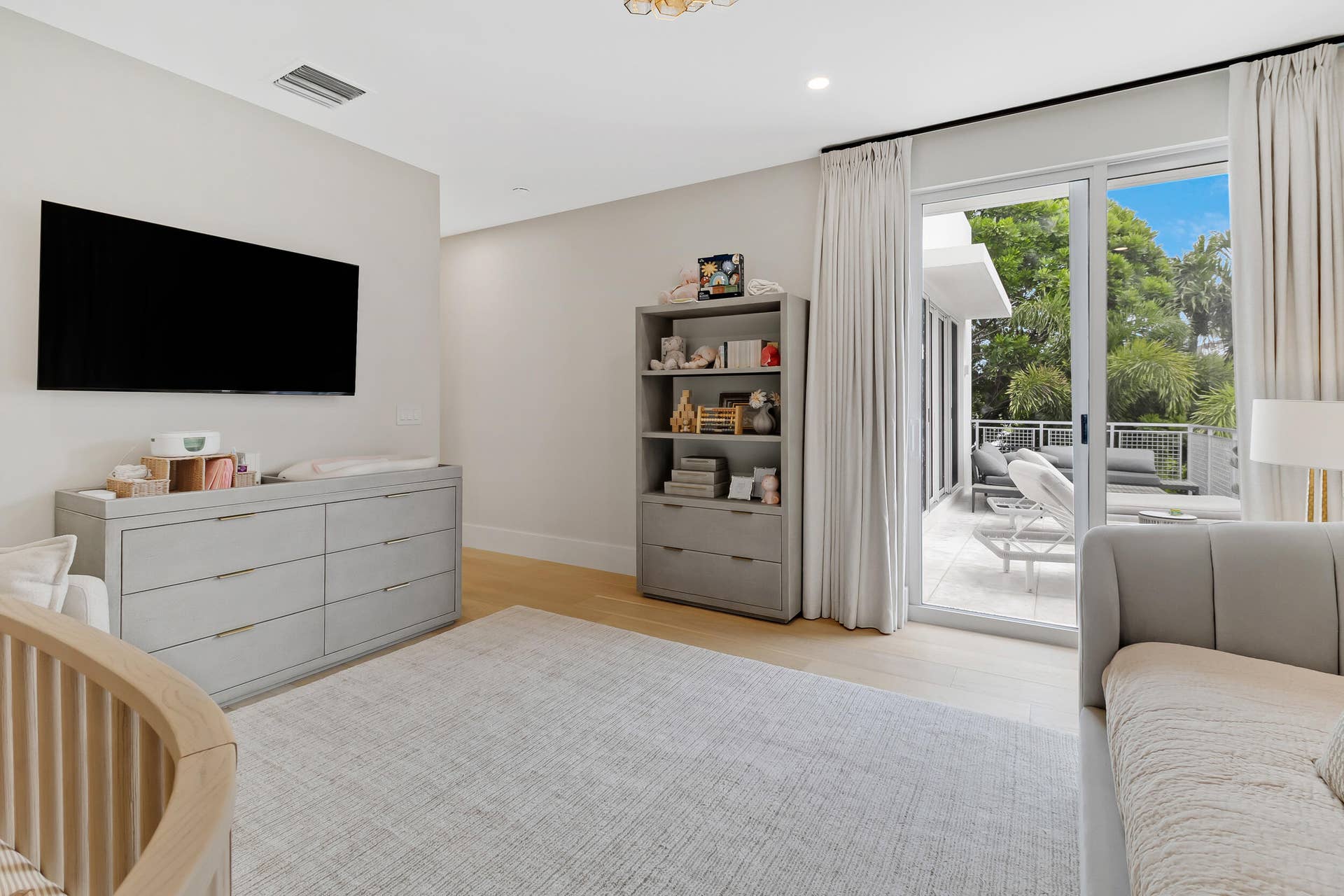1504 NE 6TH Court, Fort Lauderdale, FL 33304 45_accutour_02 1504-ne-6th-ct -046