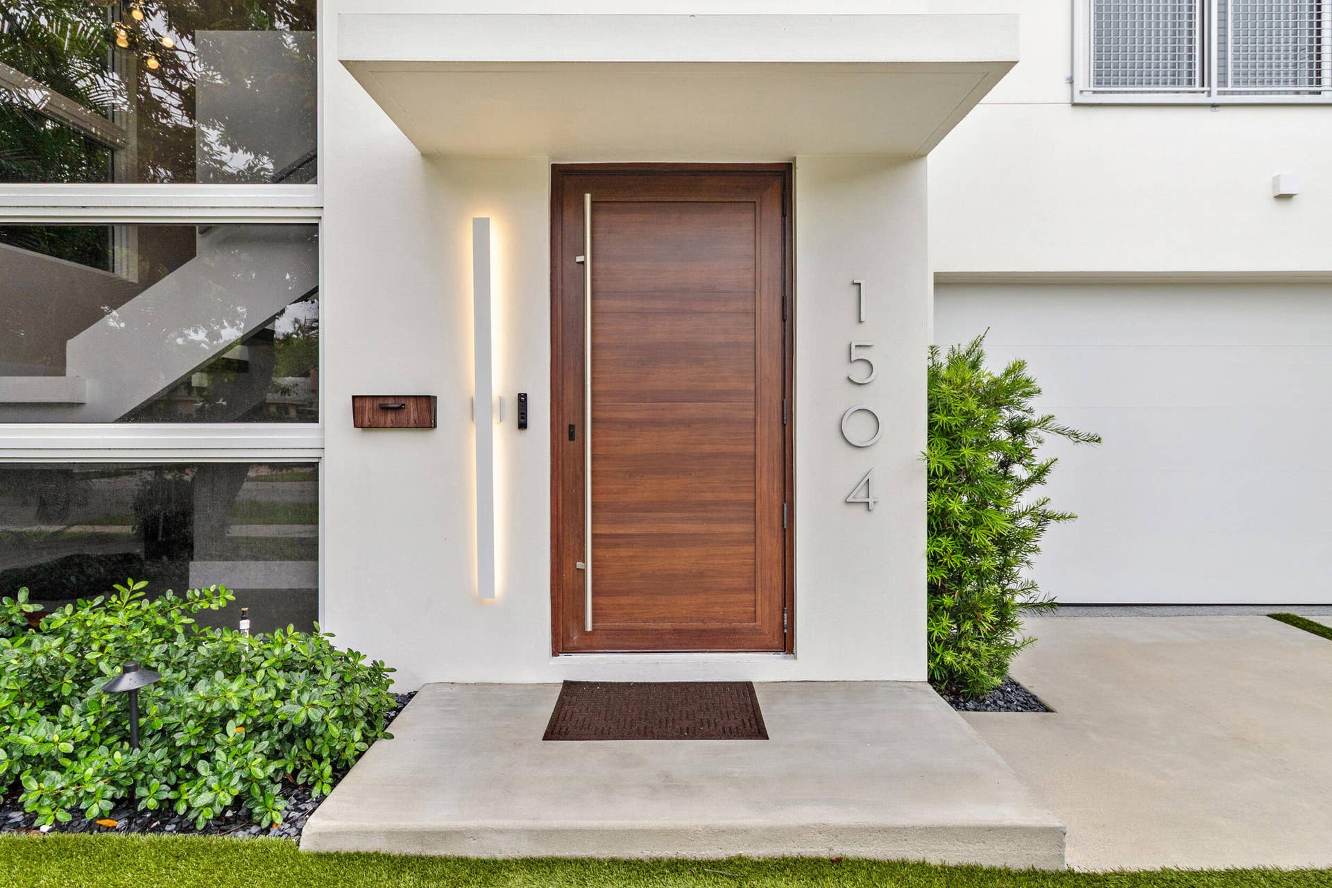 1504 NE 6TH Court, Fort Lauderdale, FL 33304 3_accutour_02 1504-ne-6th-ct -003