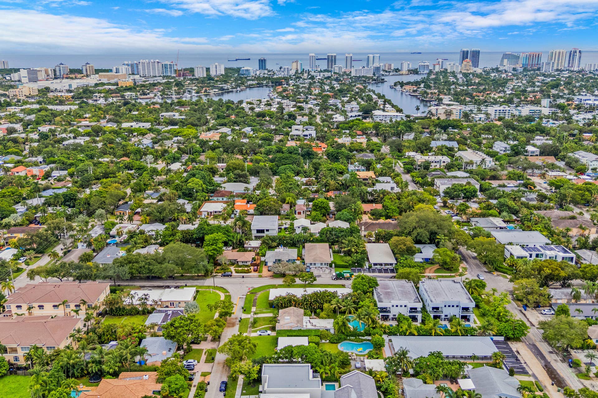 1504 NE 6TH Court, Fort Lauderdale, FL 33304 67_accutour_02 1504-ne-6th-ct -069