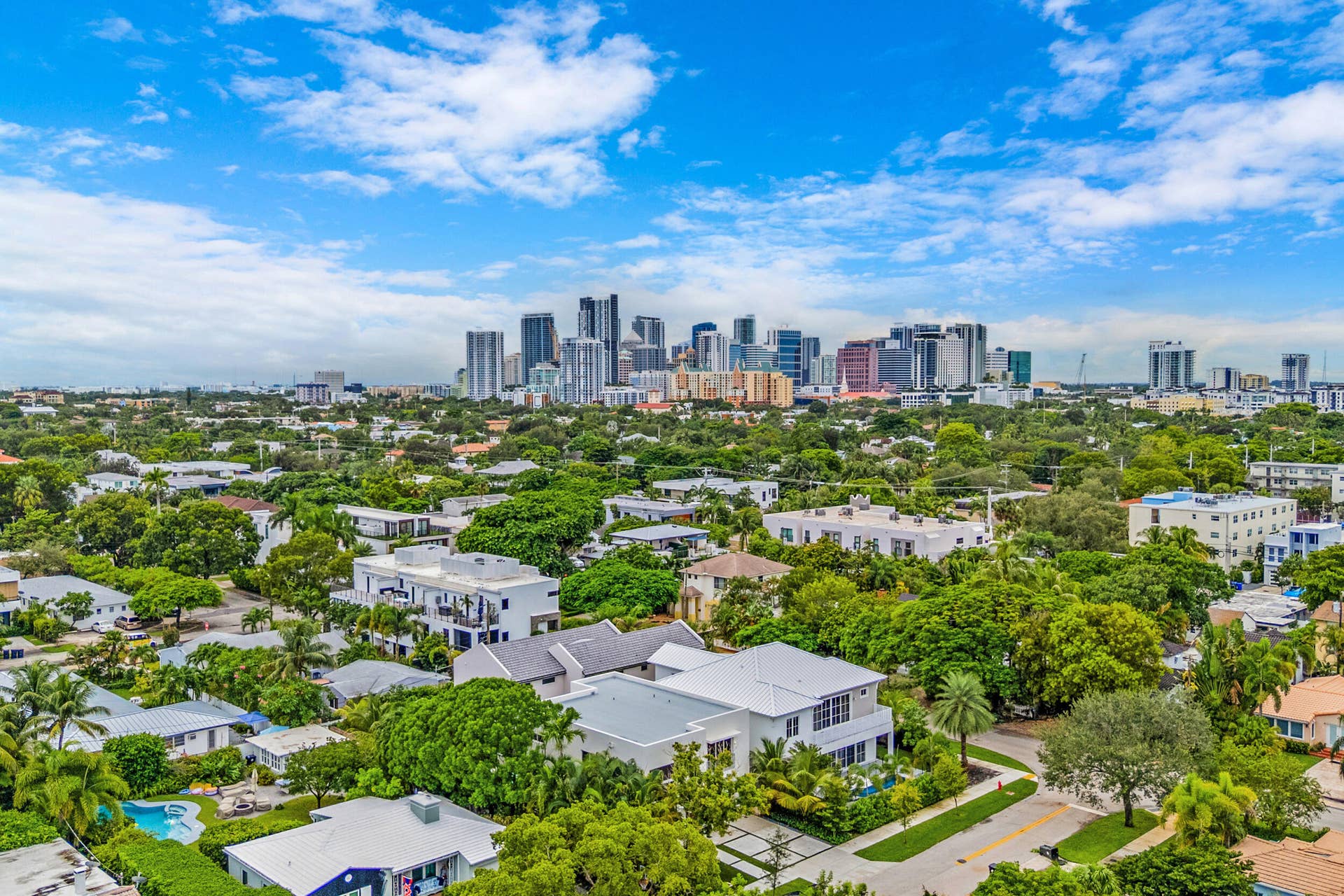 1504 NE 6TH Court, Fort Lauderdale, FL 33304 60_accutour_02 1504-ne-6th-ct -061